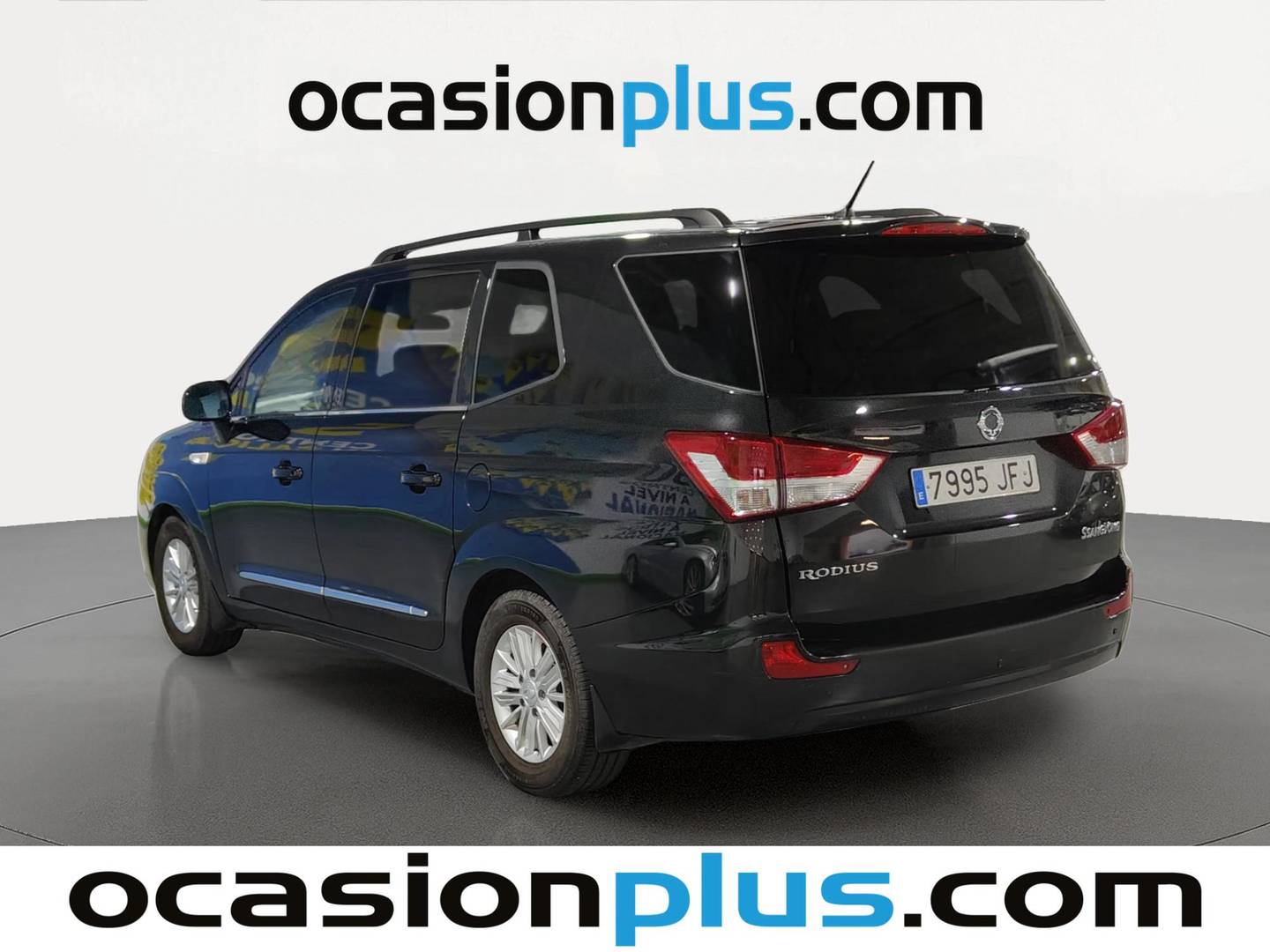 Foto trasera SsangYong Rodius SsangYong Rodius 2.0 e-Xdi Premium Auto (155 CV) 7 Plazas derecha