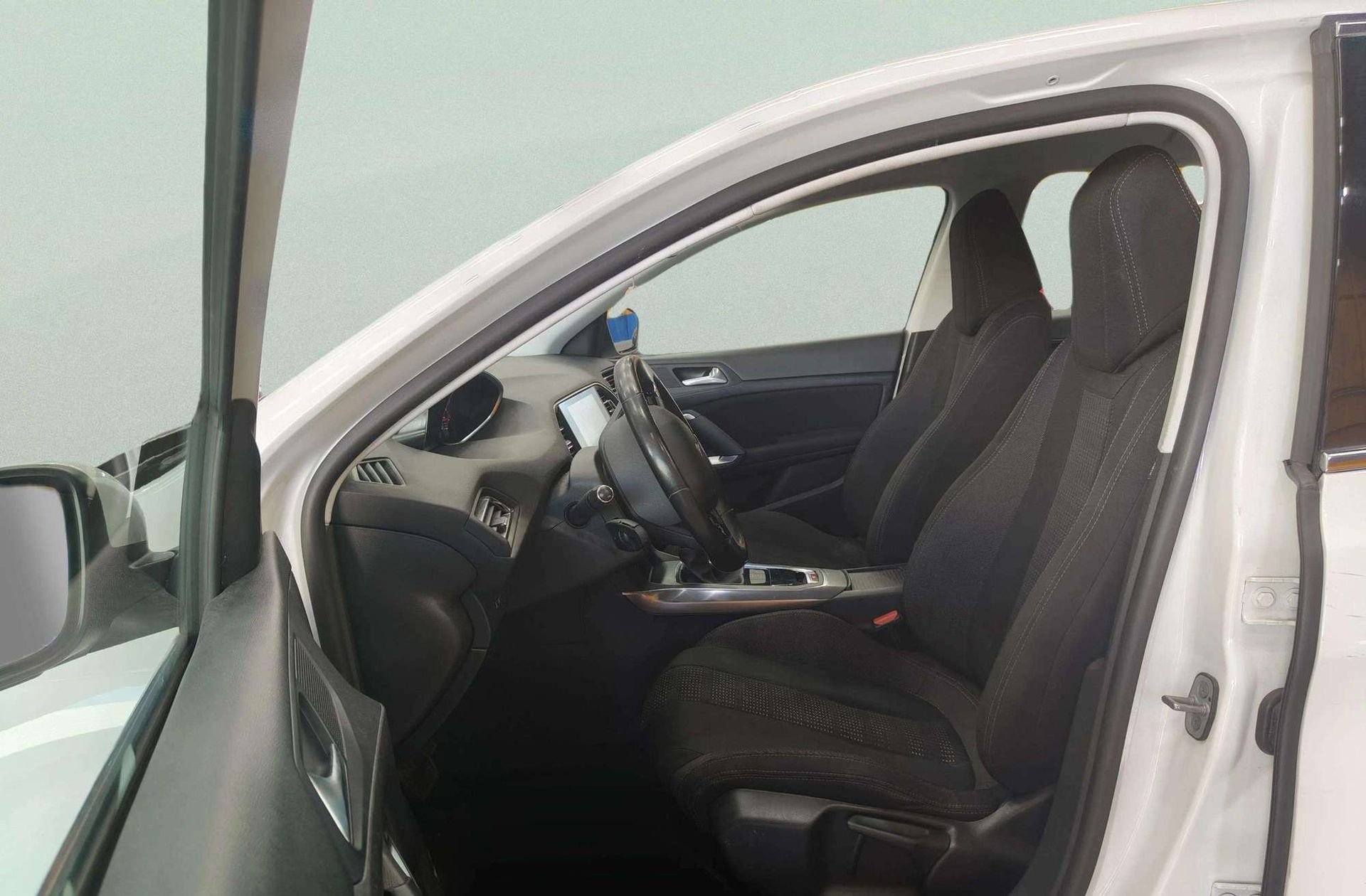 Peugeot 308 PureTech 130 Allure EAT6 - foto 10