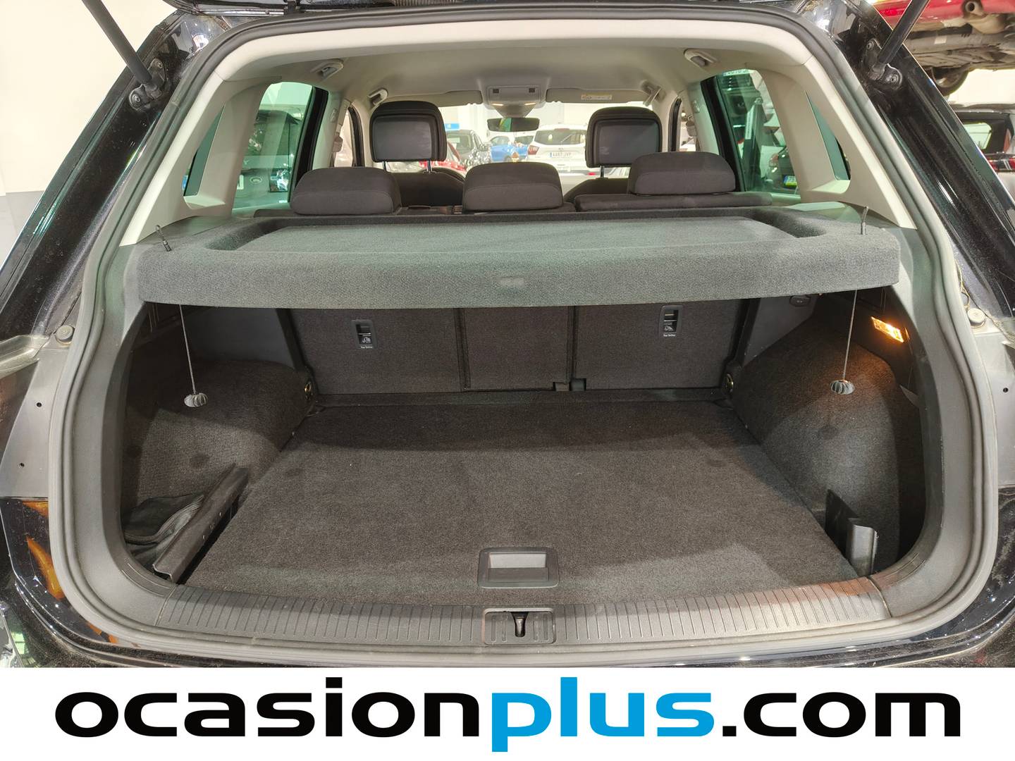 Foto Volkswagen Tiguan Volkswagen Tiguan Advance 1.5 TSI (150 CV) DSG Pack R-Line