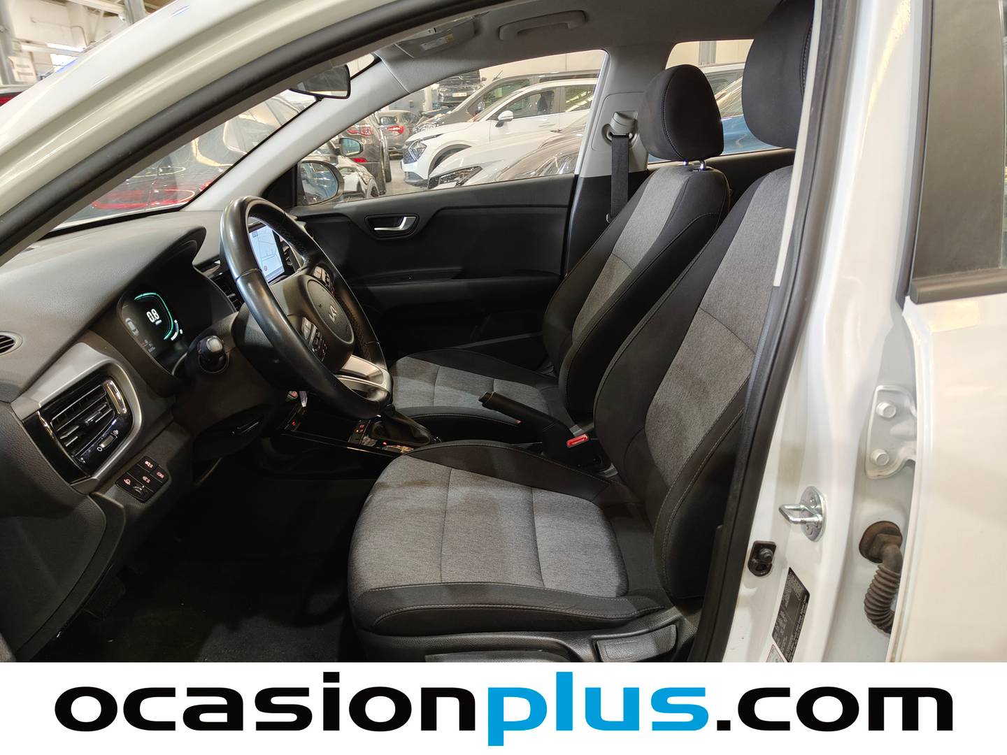 Foto asientos delanteros KIA Stonic KIA Stonic 1.0 T-GDi Drive DCT (100 CV)