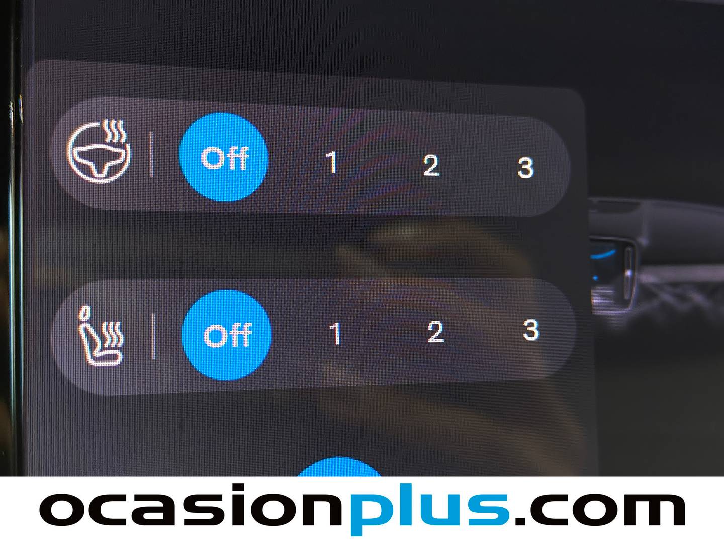 Extras y acabados del Volvo XC40 Volvo XC40 B3 Gasolina Mild hybrid Plus Dark Auto (163 CV)