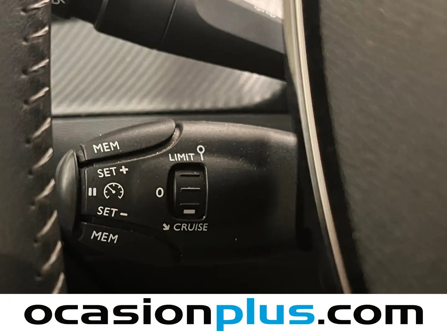 Foto Peugeot 2008 Peugeot 2008 PureTech 100 S&S Allure (100 CV)