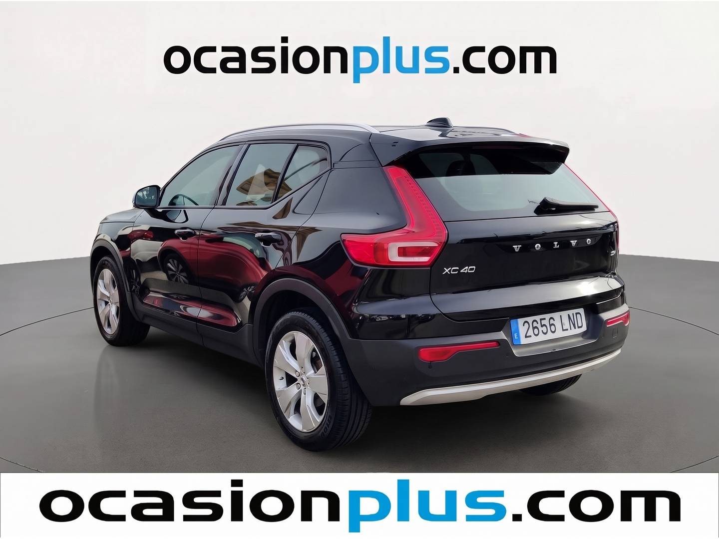 Foto trasera Volvo XC40 Volvo XC40 T3 Momentum Pro Auto (163 CV) izquierda