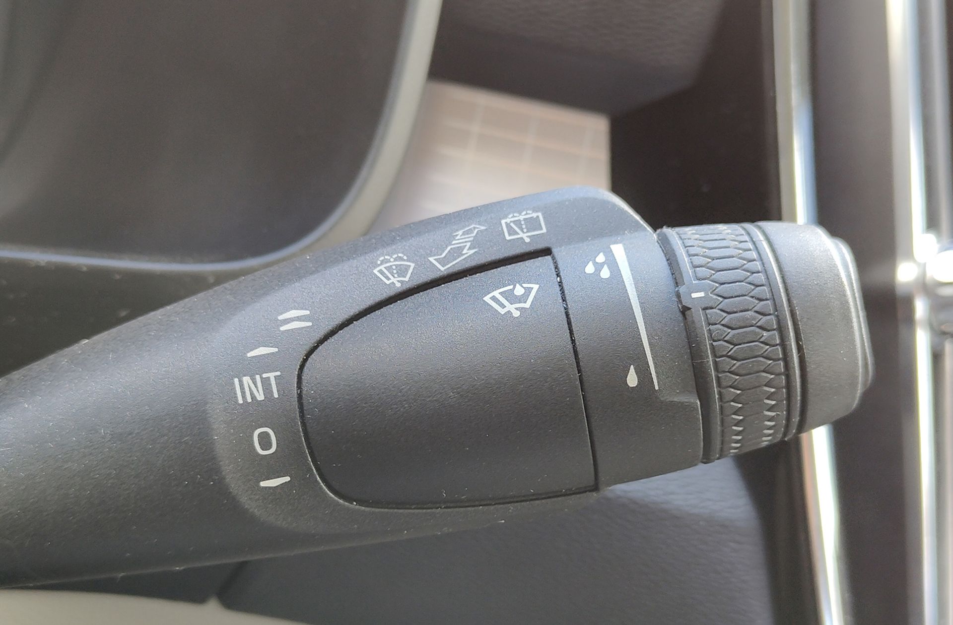 Volvo XC40 T3 Business Plus - foto 31