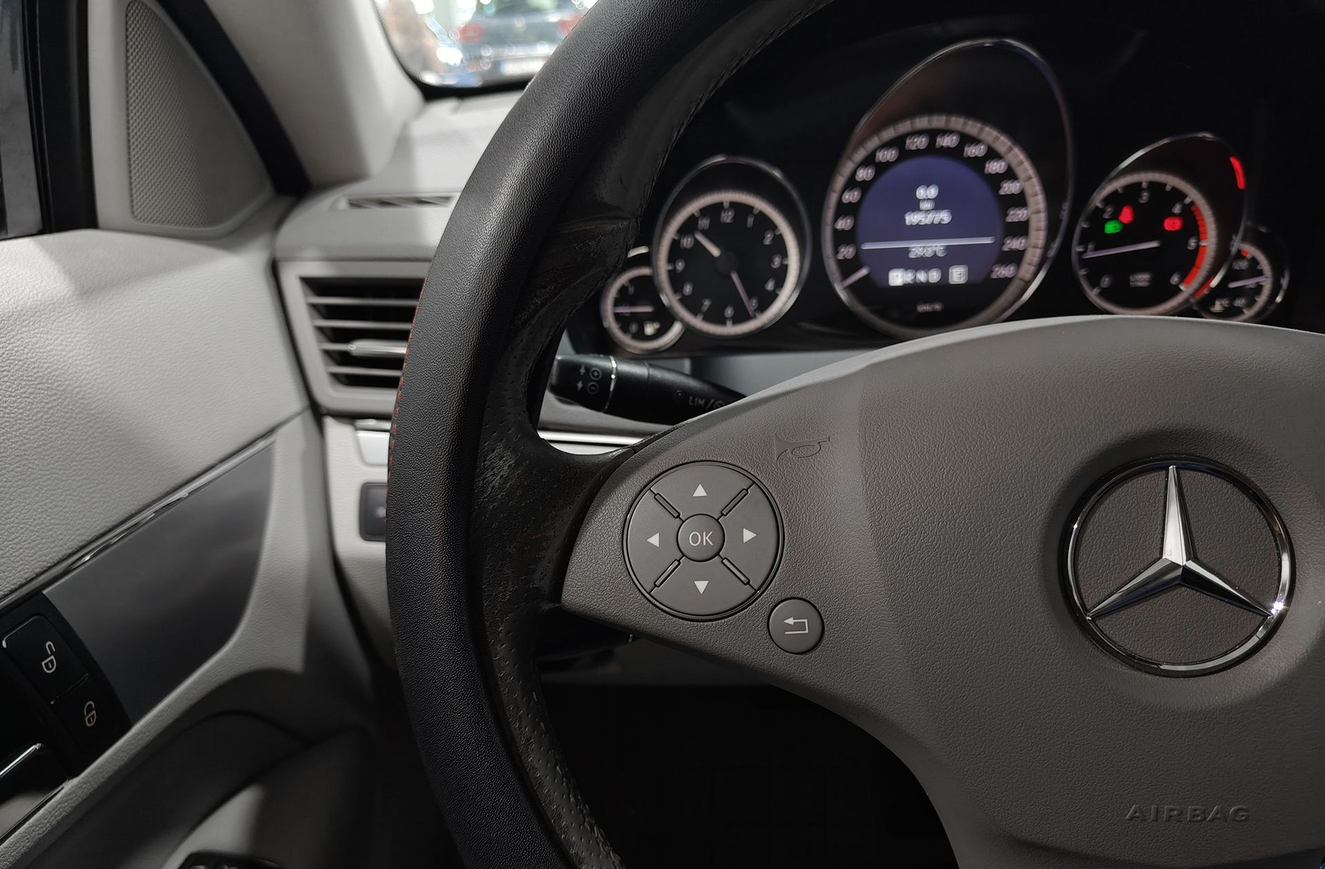 Mercedes-Benz Clase E E 220 CDI Coupe BE Elegance - foto 27