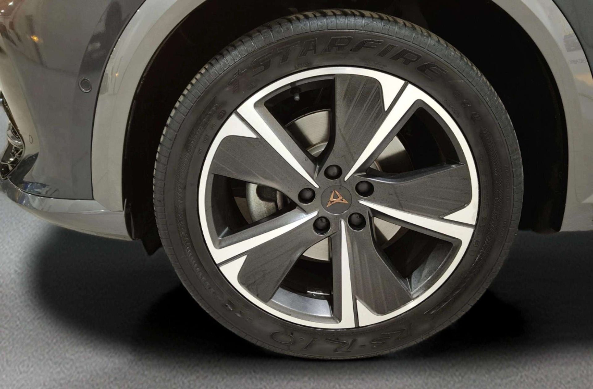 Cupra Formentor 1.4 e-Hybrid DSG - foto 47