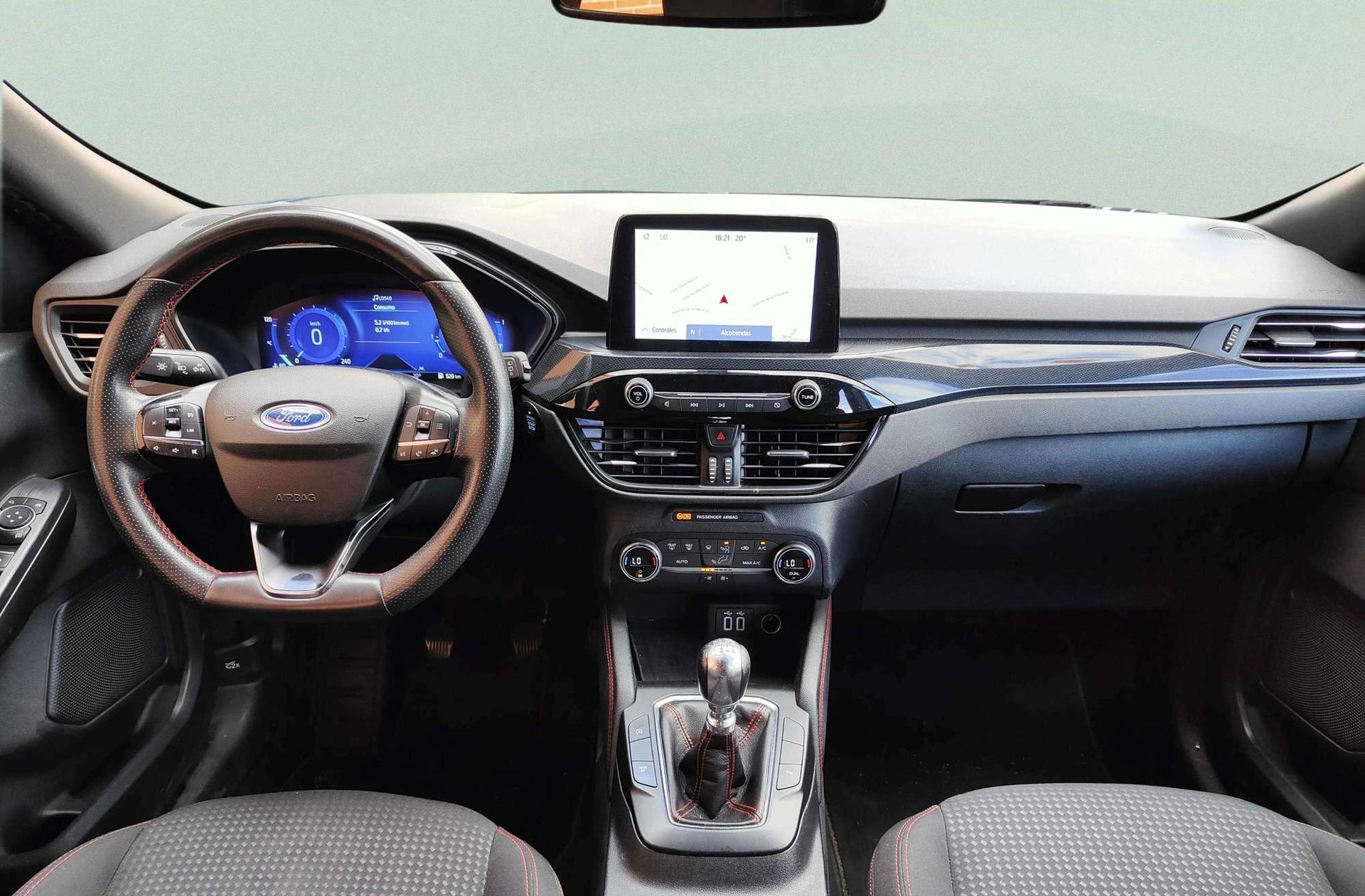 Ford Kuga 1.5 EcoBlue ST-Line - foto 6