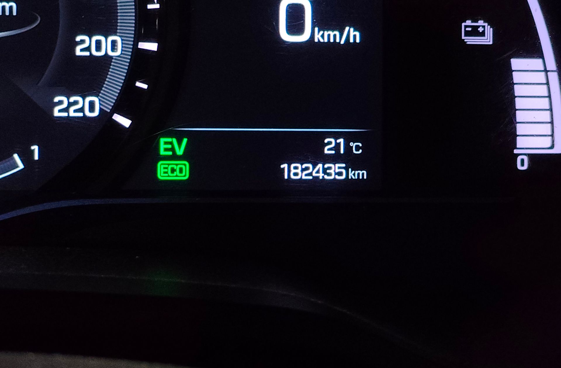 Hyundai Ioniq 1.6 GDI HEV Style DCT - foto 16