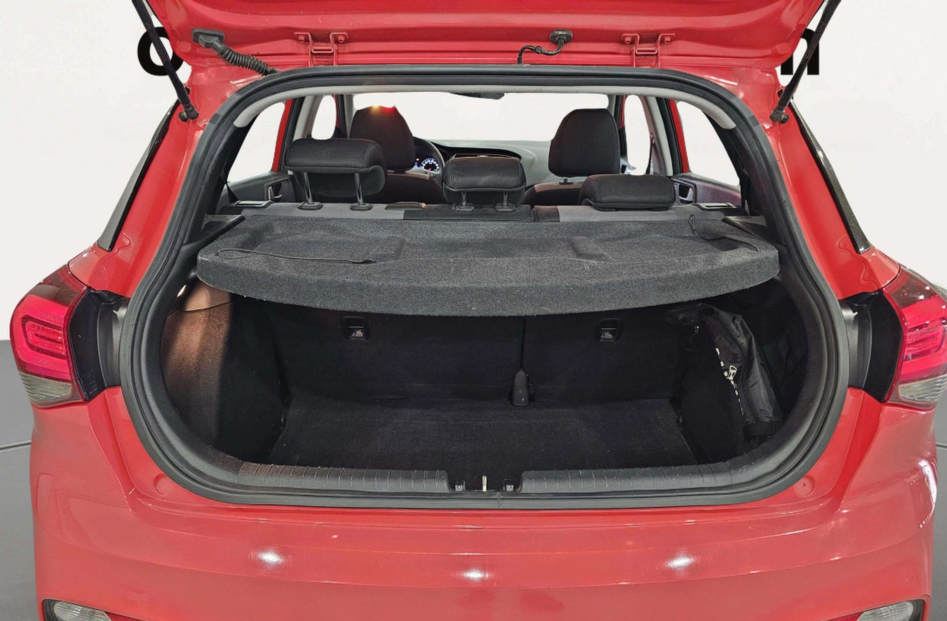 Hyundai i20 1.2 MPI Essence LE - foto 15