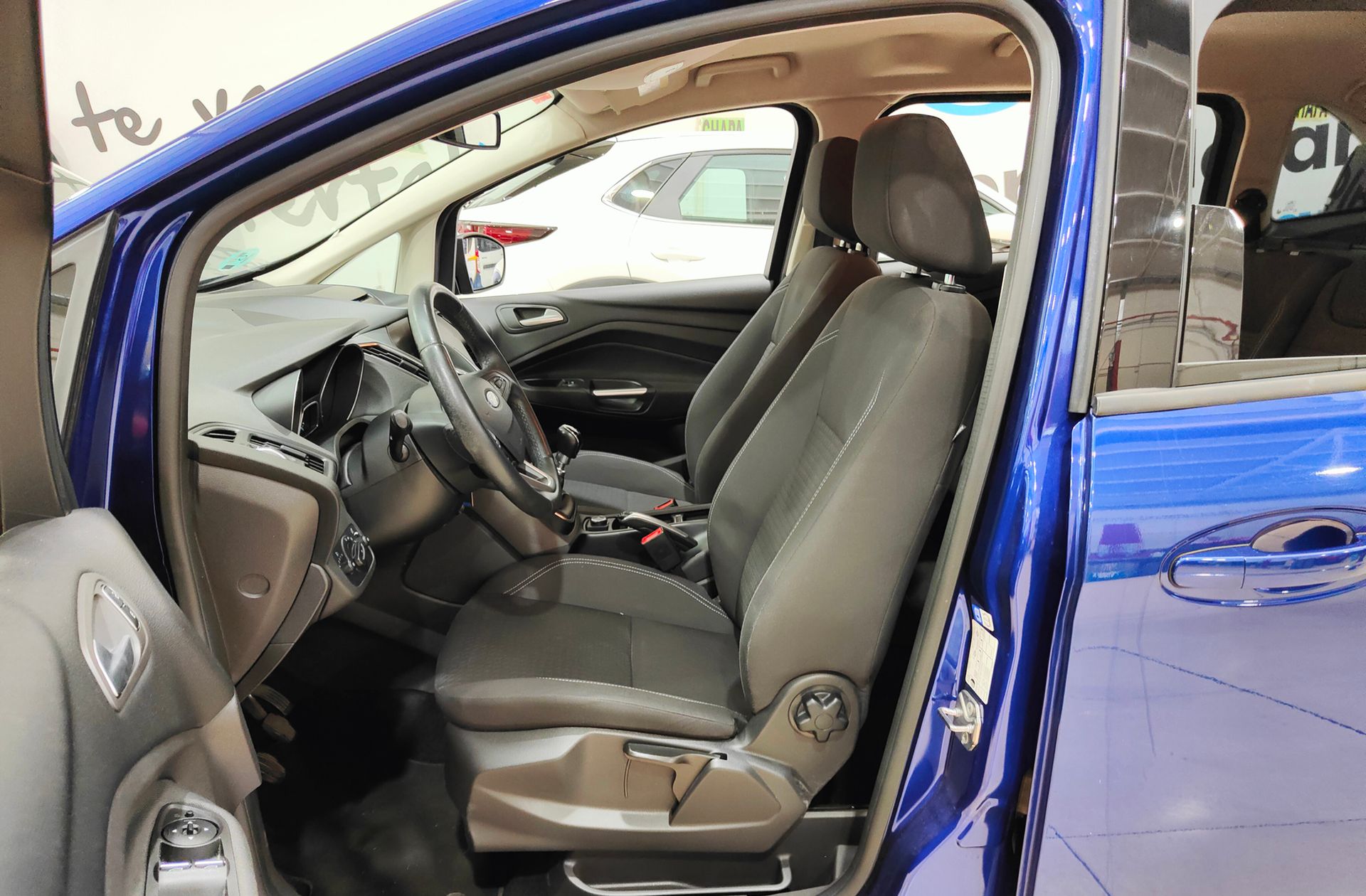 Ford Grand C-Max 1.0 EcoBoost Trend+ - foto 10