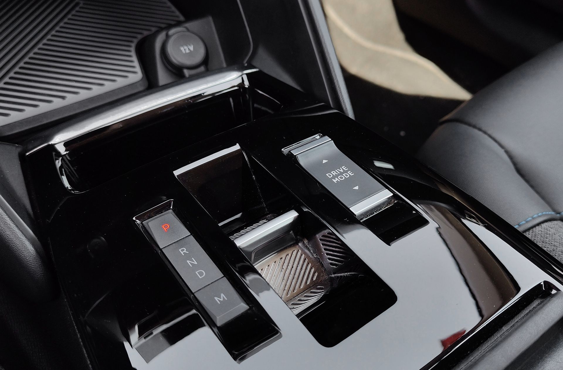 Citroën C4 PureTech 130 Plus EAT8 - foto 5