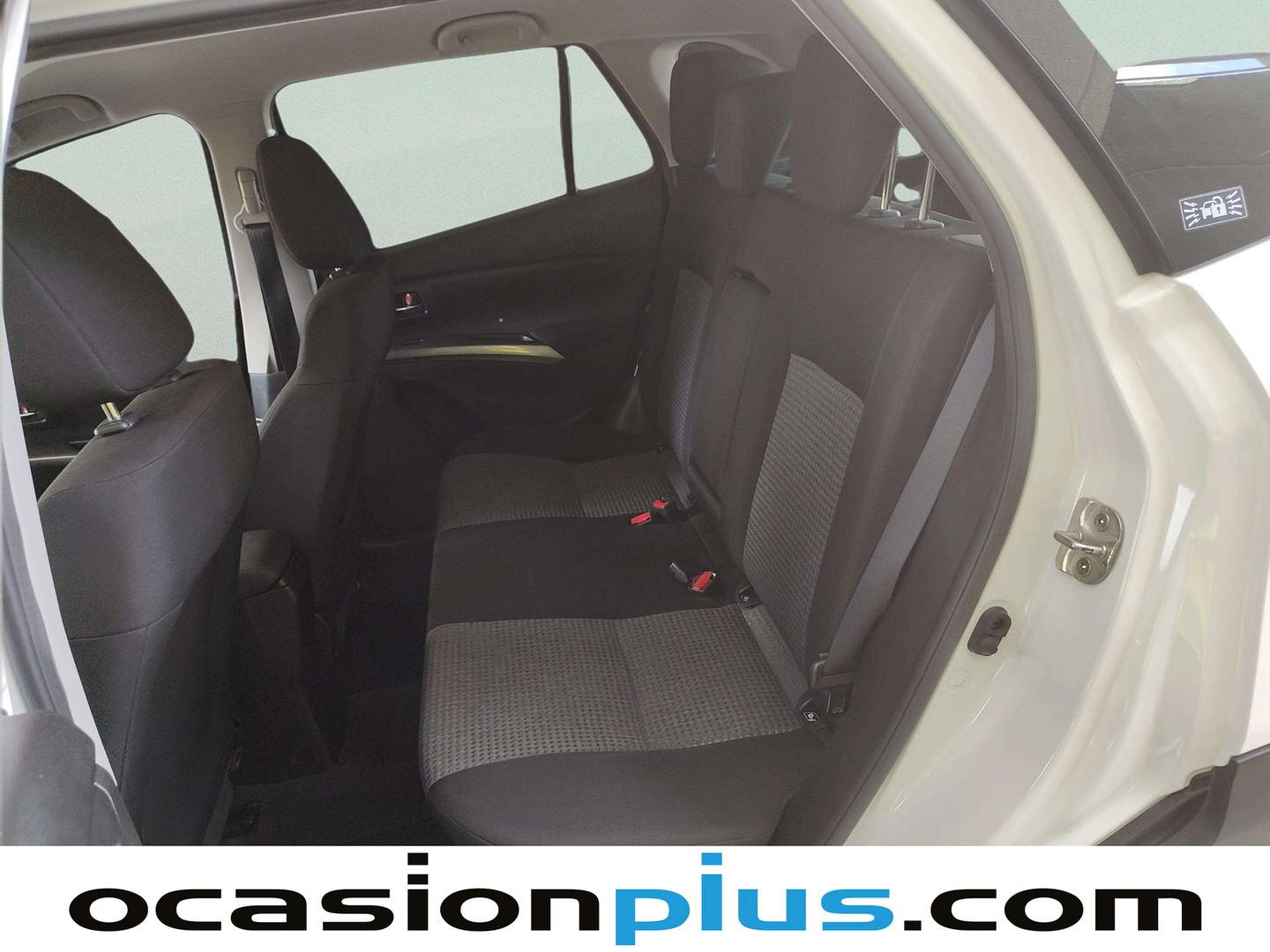 Foto asientos traseros Suzuki S-Cross Suzuki S-Cross 1.4T Mild Hybrid S2 4WD (129 CV)