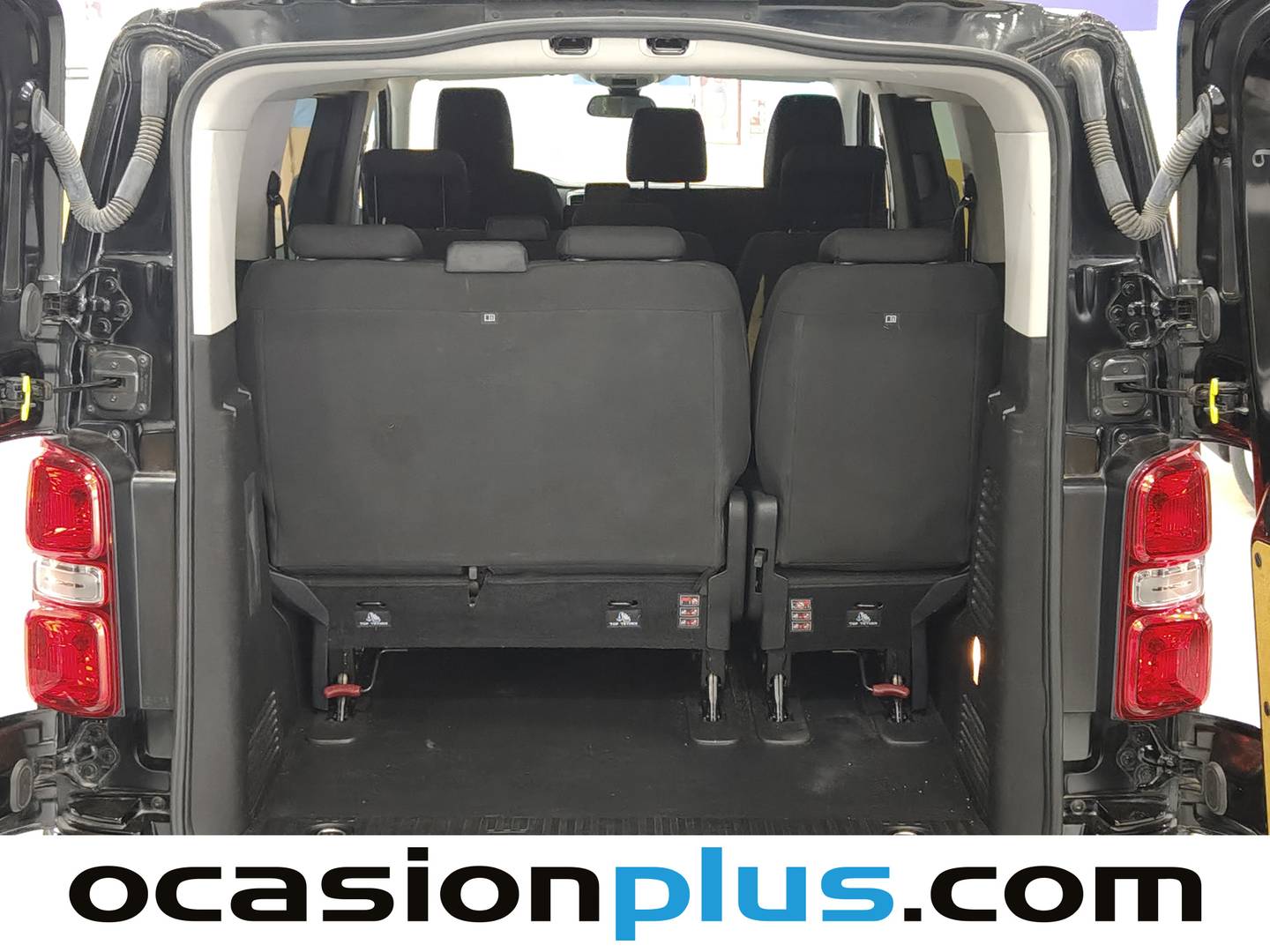 Fotos maletero Toyota Proace Verso Toyota Proace Verso 2.0D VX Plus Shuttle L1 (145 CV) 9 Plazas