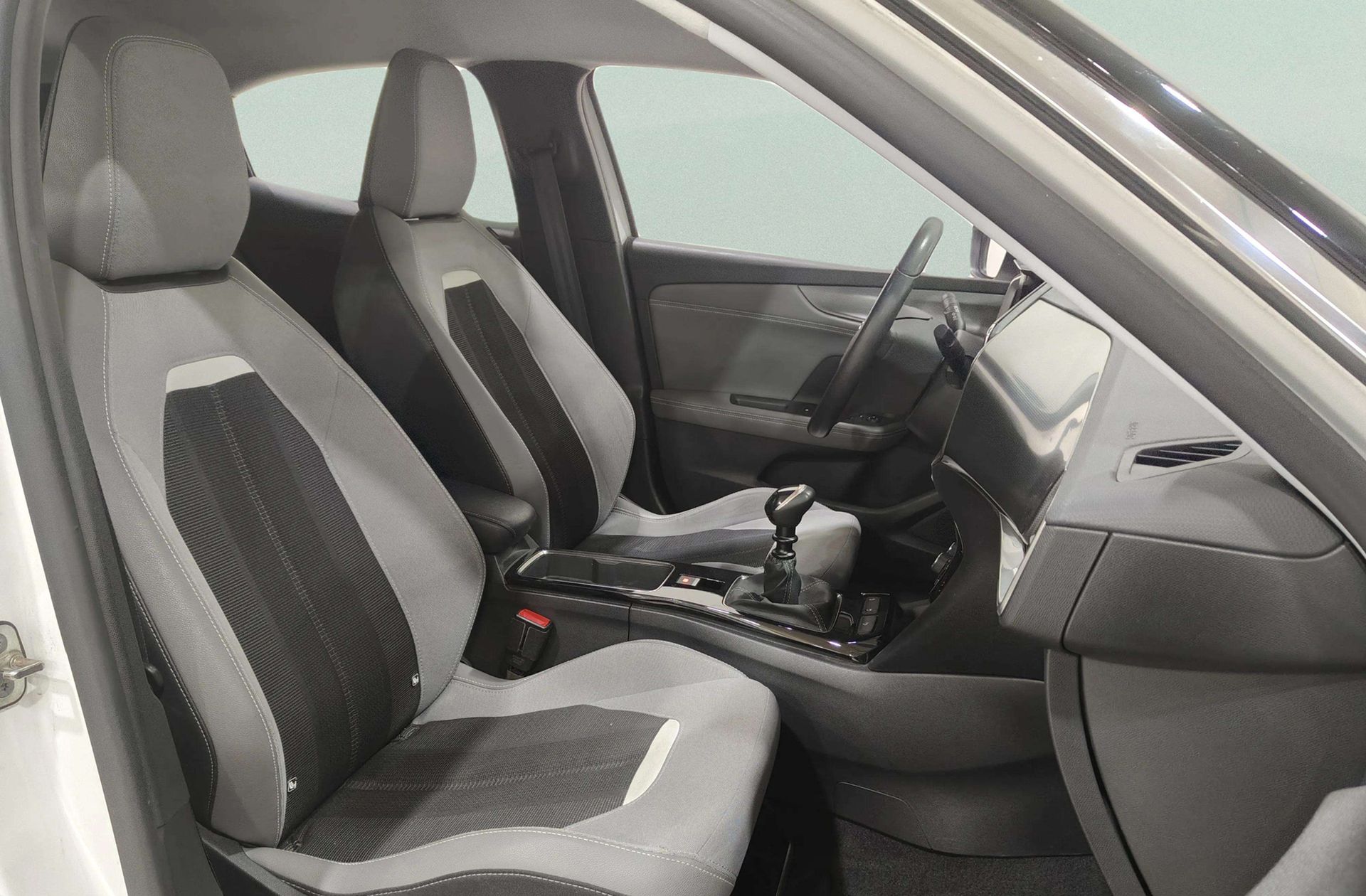 Opel Mokka 1.2 T Business Elegance - foto 18