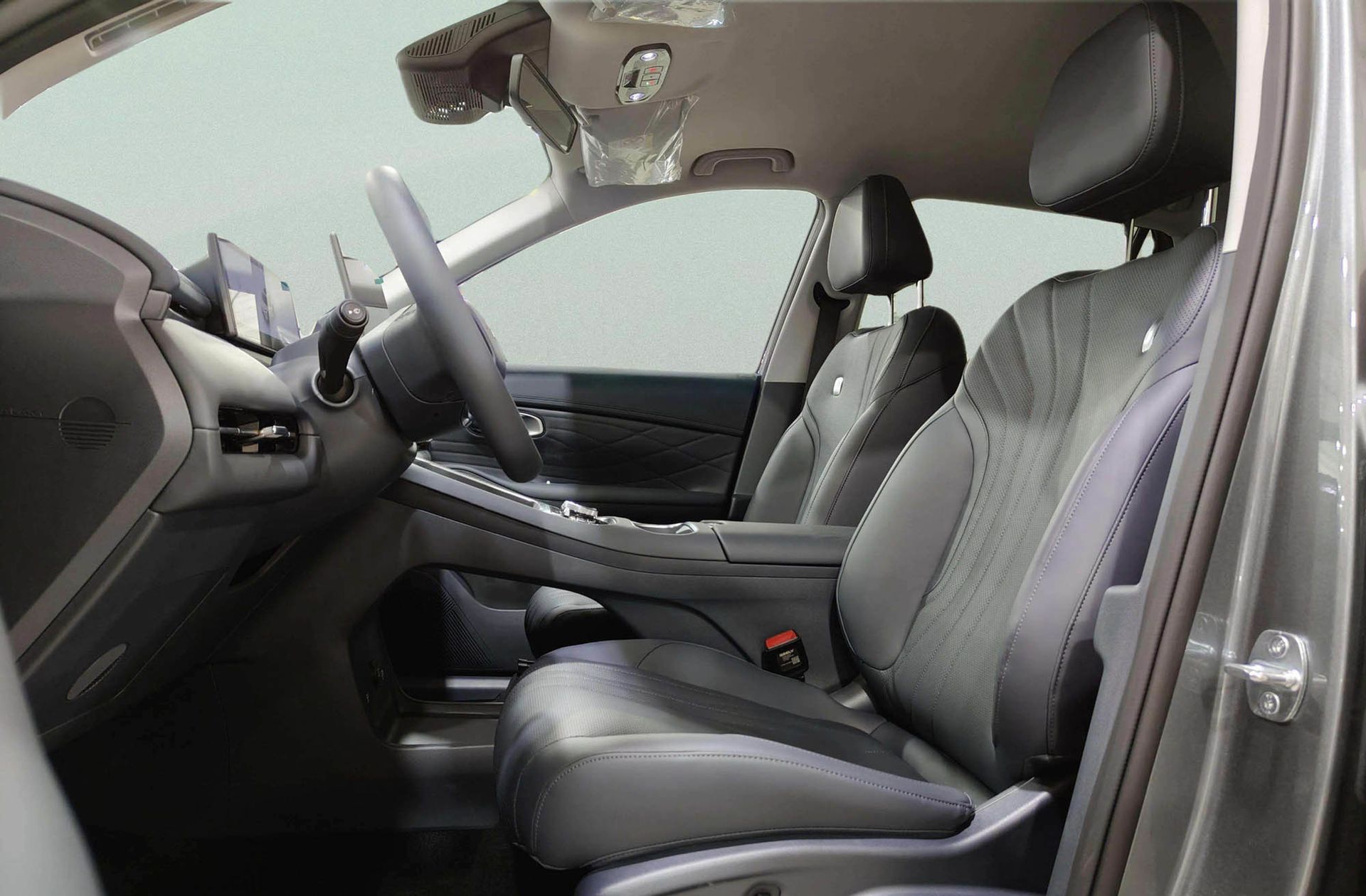 Geely Starray EM-i 1.5 PHEV Pro - foto 11