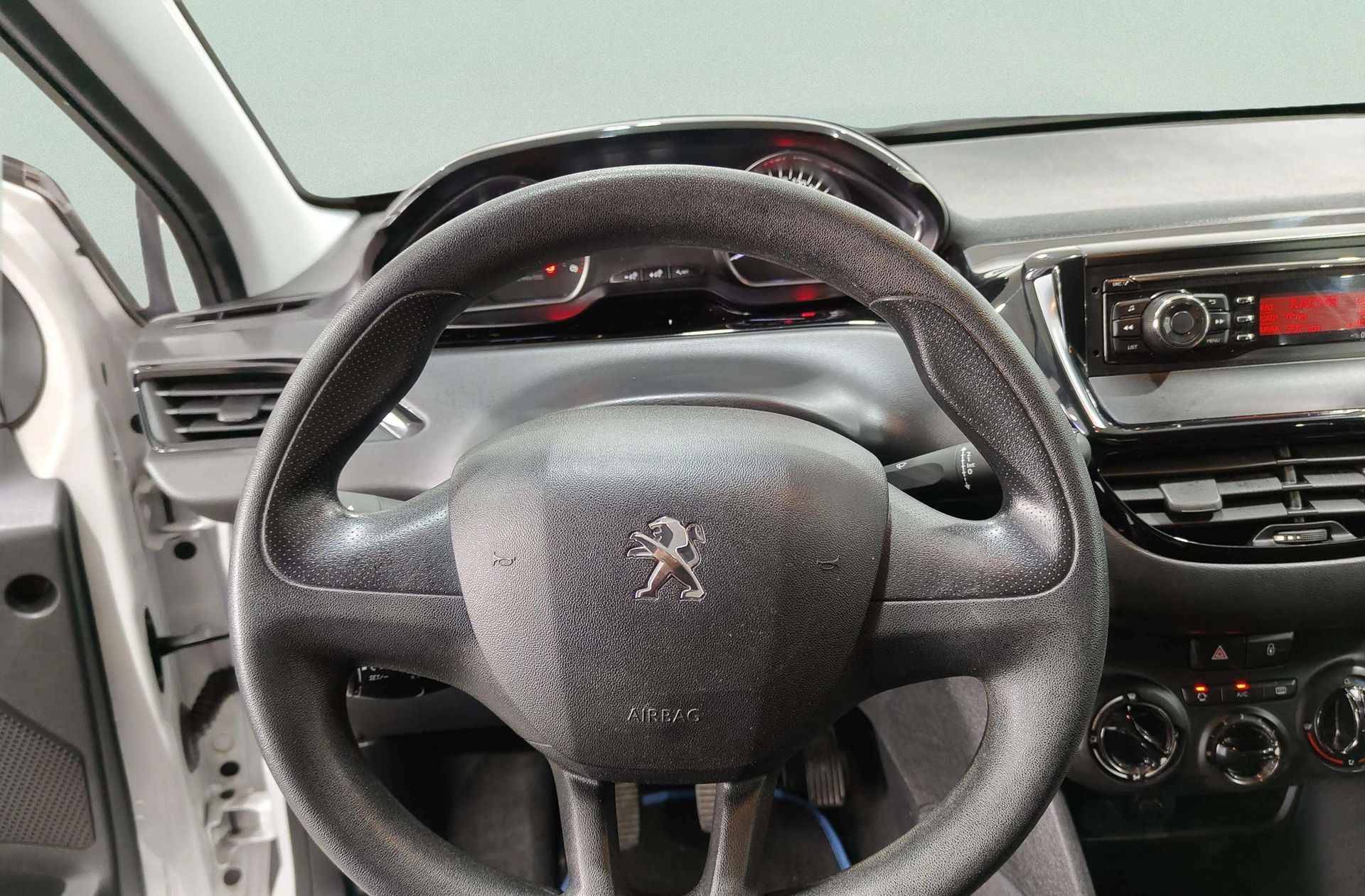 Peugeot 208 1.6 BlueHDi Access - foto 16