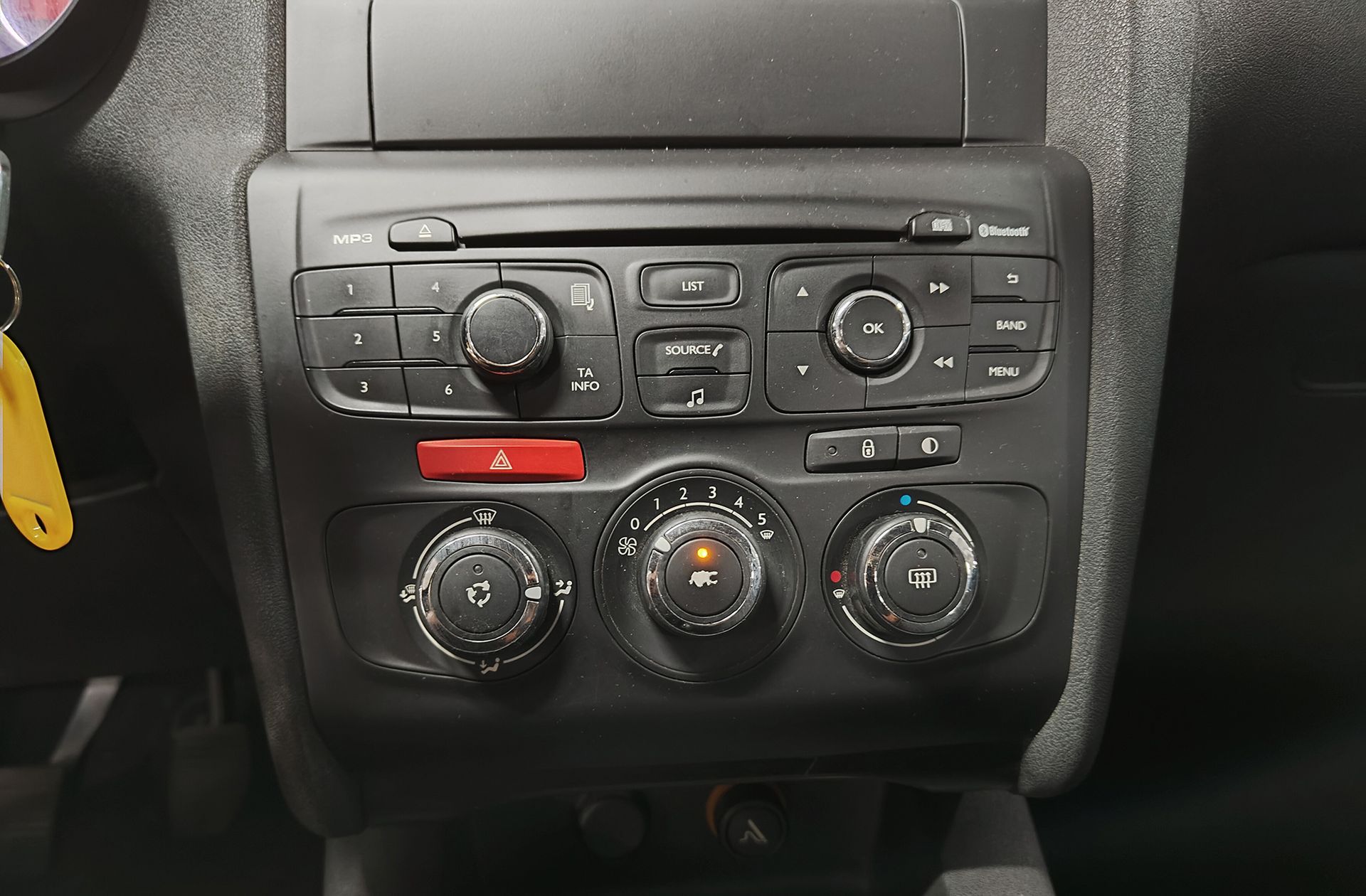 Citroën C4 1.6 HDi Tonic - foto 26
