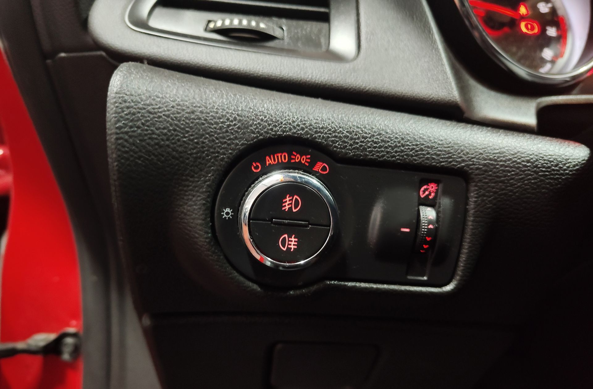 Opel GTC Astra GTC 1.4 Turbo Sportive - foto 21