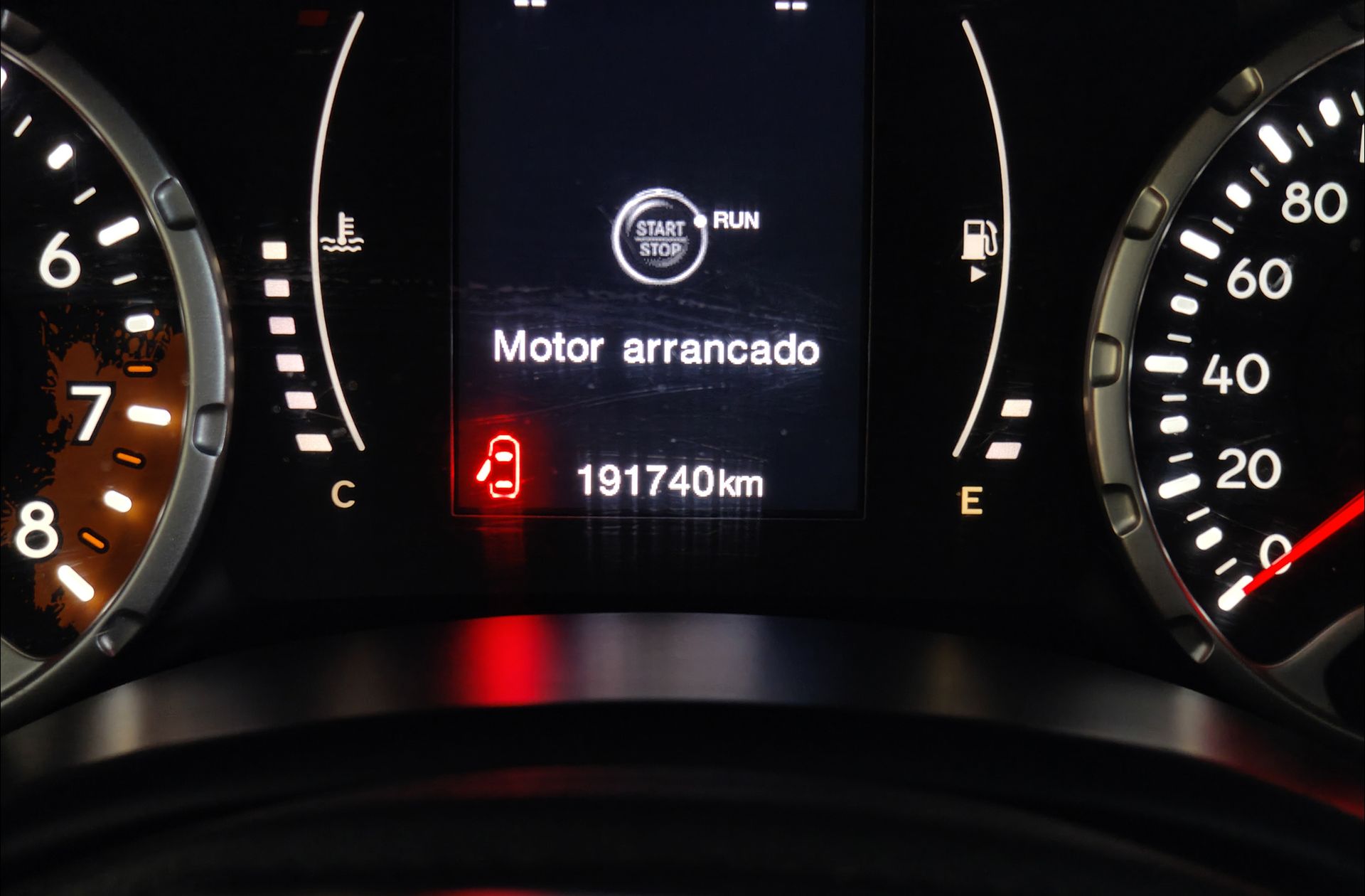 Jeep Renegade 1.4 MultiAir Longitude 4x2 - foto 7