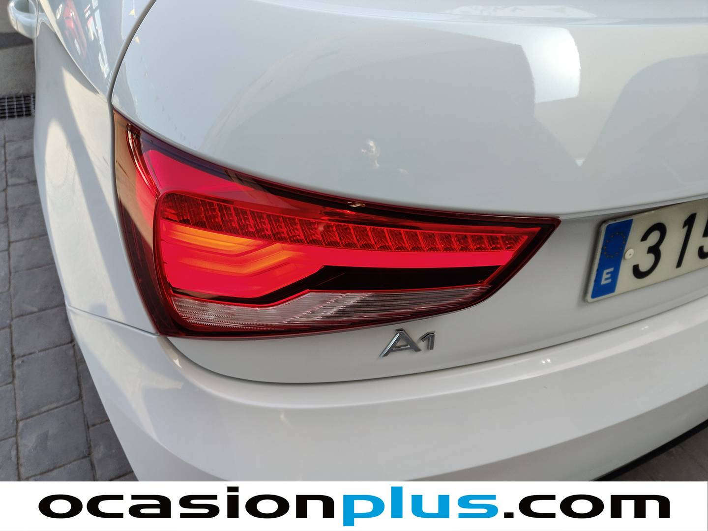 Equipamiento del Audi A1 Audi A1 Sportback Adrenalin 1.6 TDI (116 CV) Pack S-Line