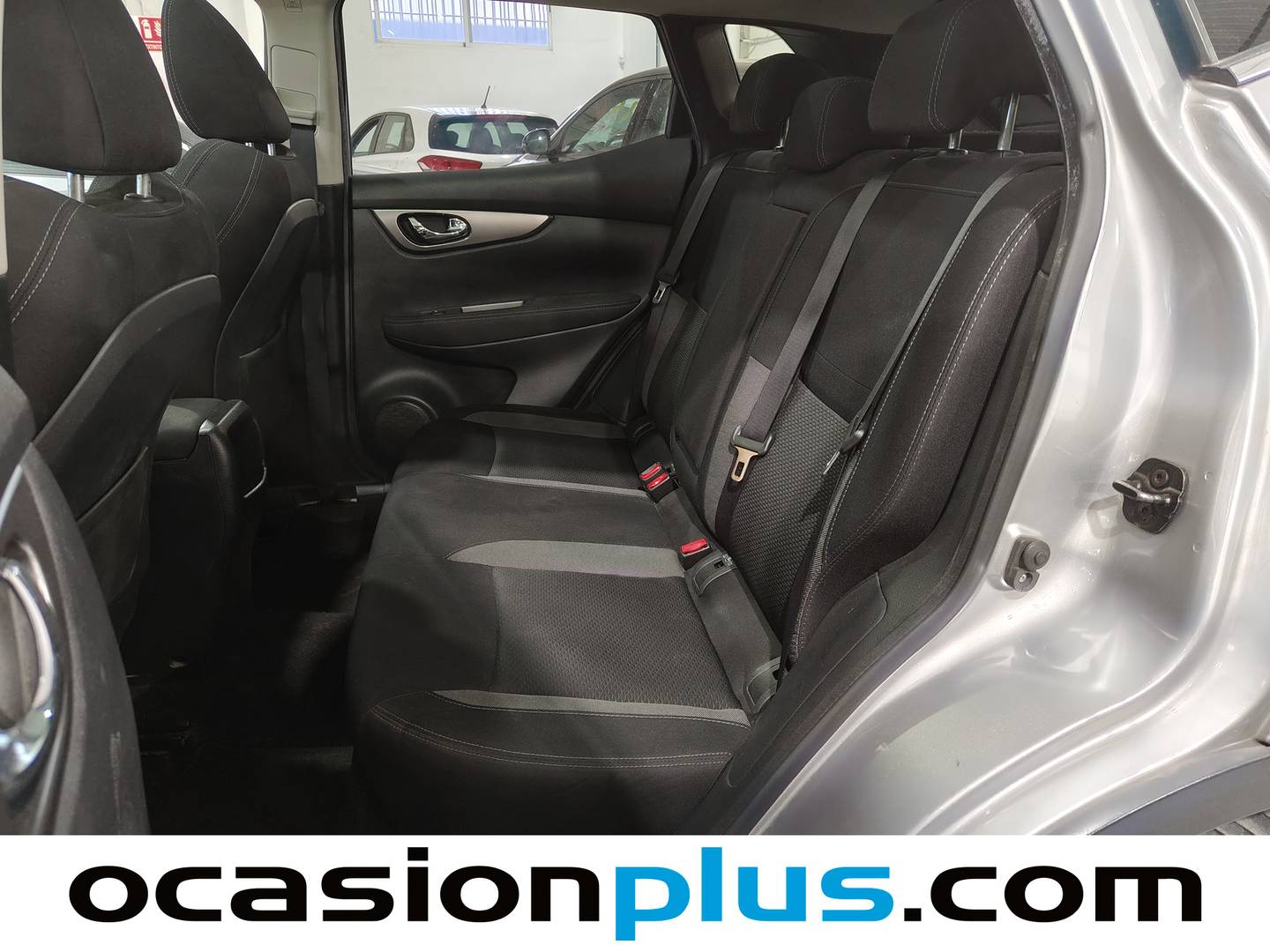 Foto asientos traseros Nissan QASHQAI Nissan Qashqai DIG-T 115 N-Connecta (115 CV)