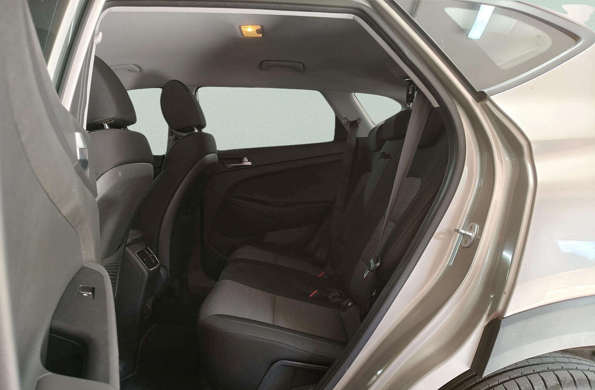 Hyundai Tucson 1.6 T-GDi Klass 4x2 - foto 12