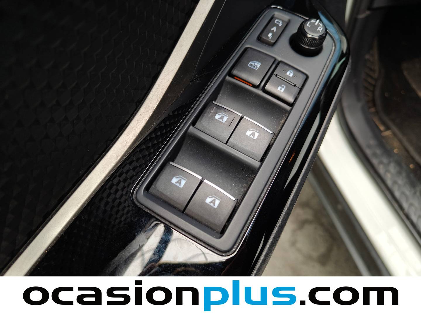 Toyota C-HR Toyota C-HR 1.8 125H Advance (122 CV) automático