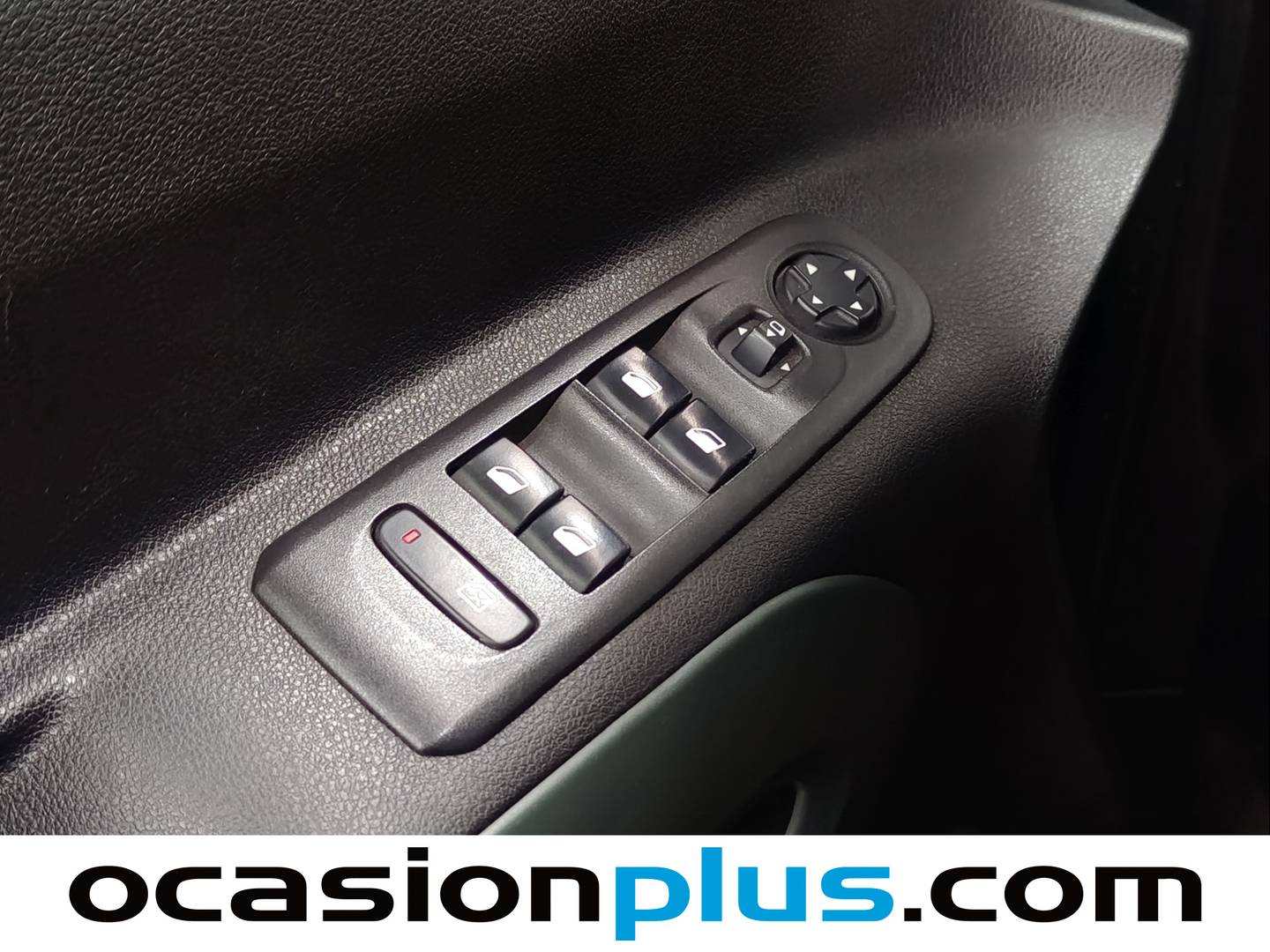 Foto Citroën Berlingo Citroen Berlingo BlueHDi 100 S&S Talla M Shine (102 CV)