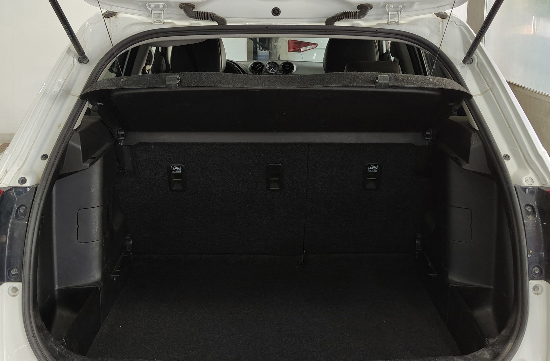 Suzuki Vitara 1.6 Ddis GLX 4WD - foto 18
