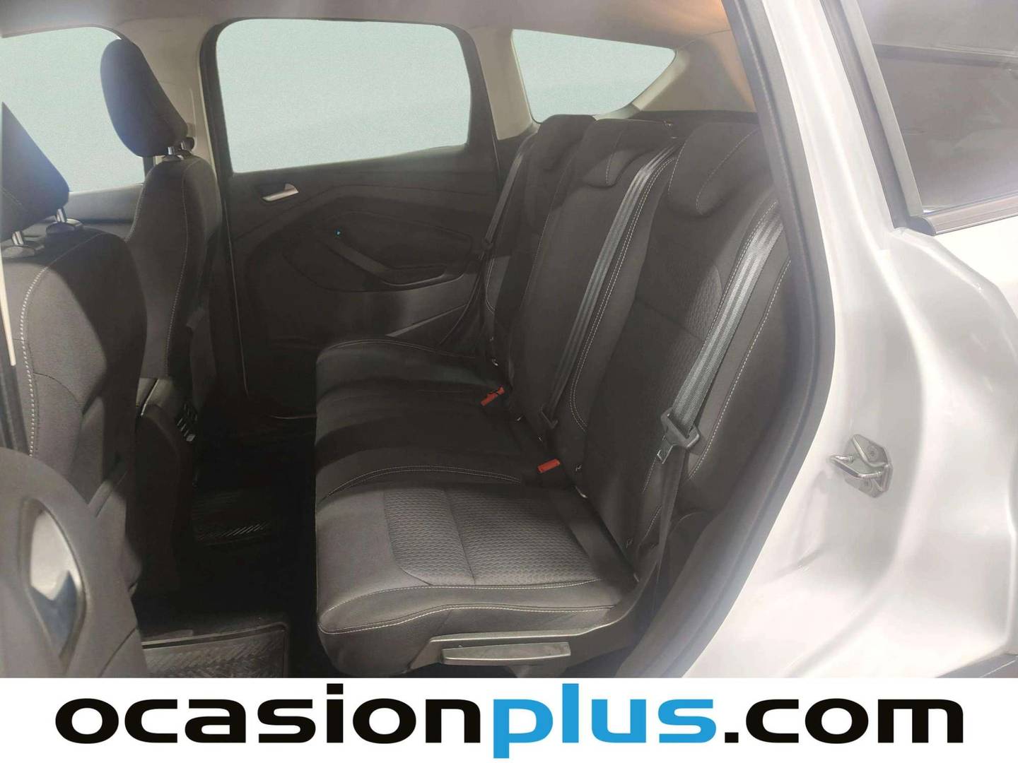 Foto asientos traseros Ford Kuga Ford Kuga 1.5 EcoBoost S&S Trend+ 4x2 (120 CV)