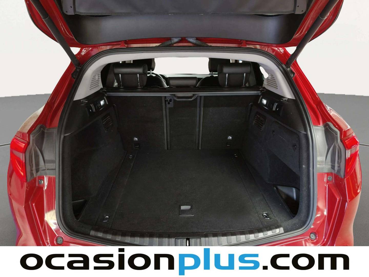 Fotos maletero Alfa Romeo Stelvio Alfa Romeo Stelvio 2.2 Diesel Executive Q4 (210 CV)