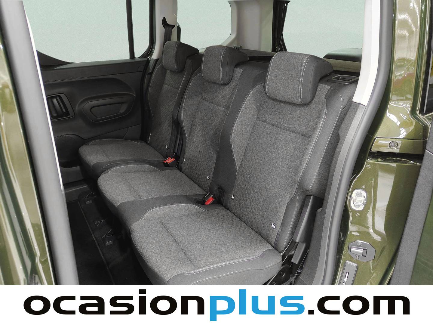 Foto asientos traseros Opel Combo Opel Combo Combi 1.5 Td S&S (100 CV)