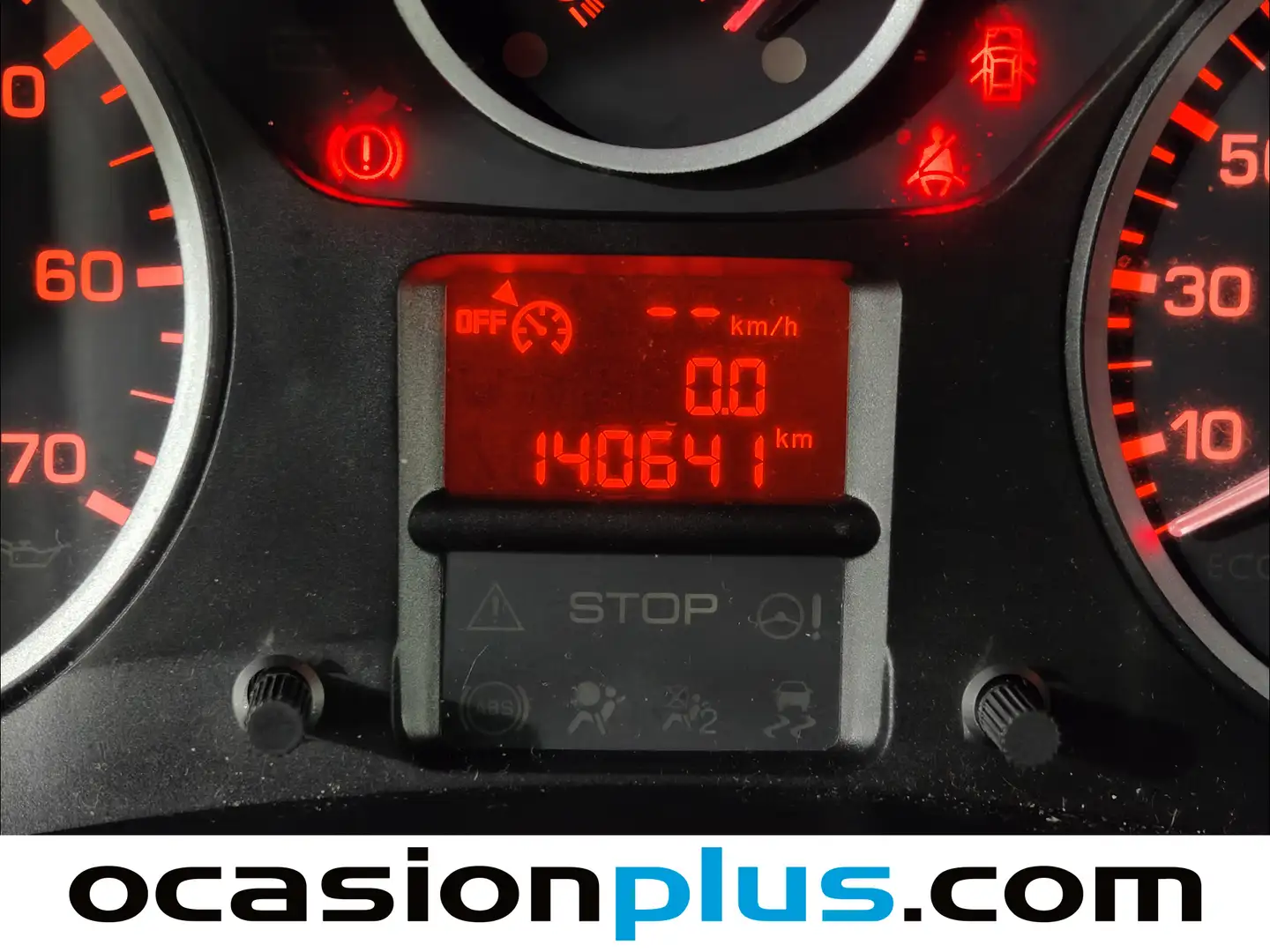 Foto Peugeot Partner Peugeot Partner Tepee BlueHDi 100 Adventure Edition (100 CV)