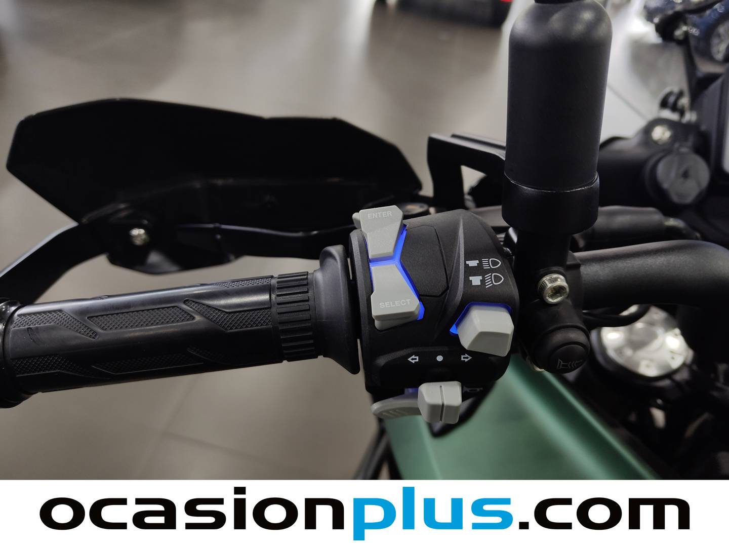 Extras y acabados del Benelli TRK 702 X Benelli TRK 702 X (69 CV)
