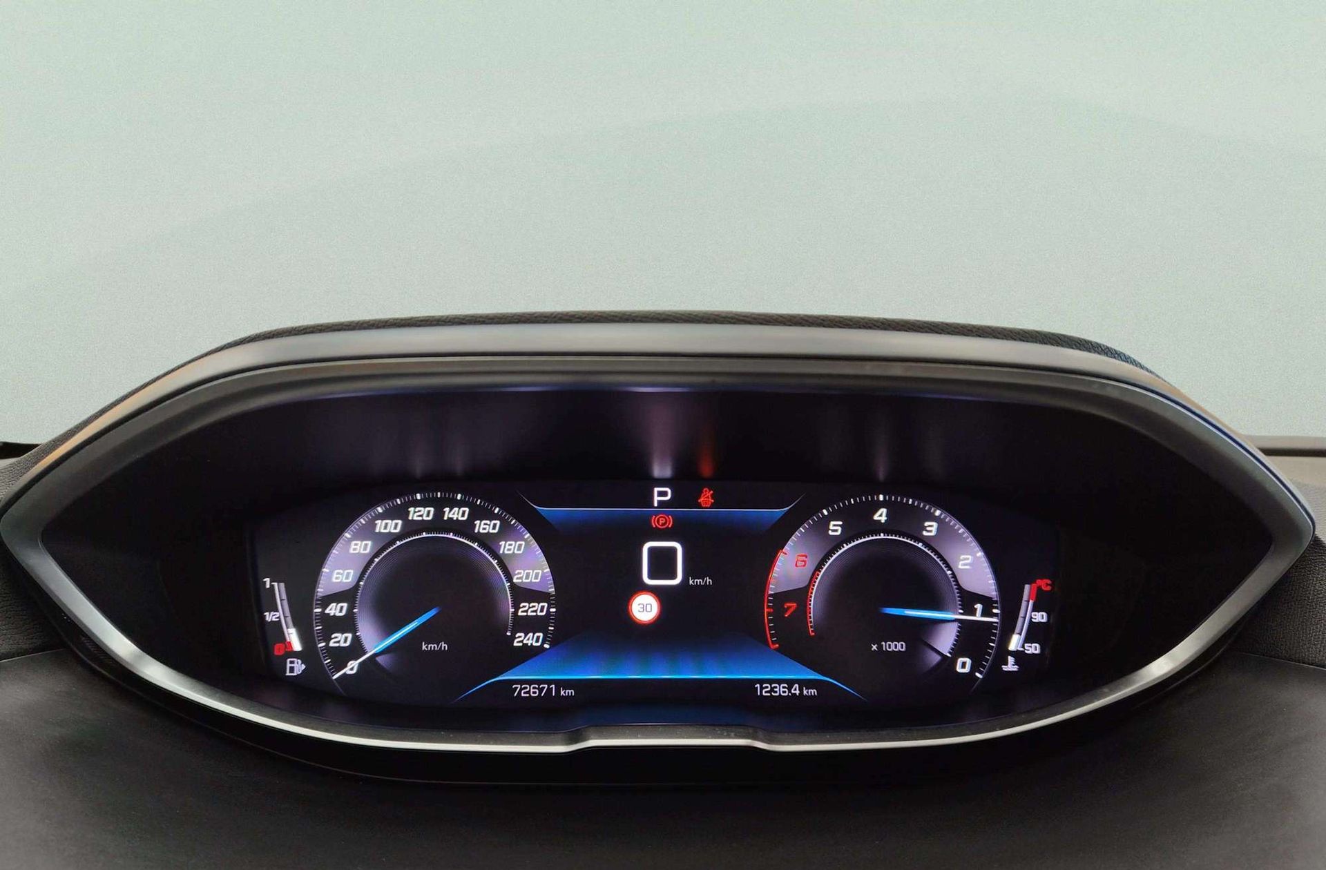 Peugeot 3008 PureTech 130 Allure Pack EAT8 - foto 24