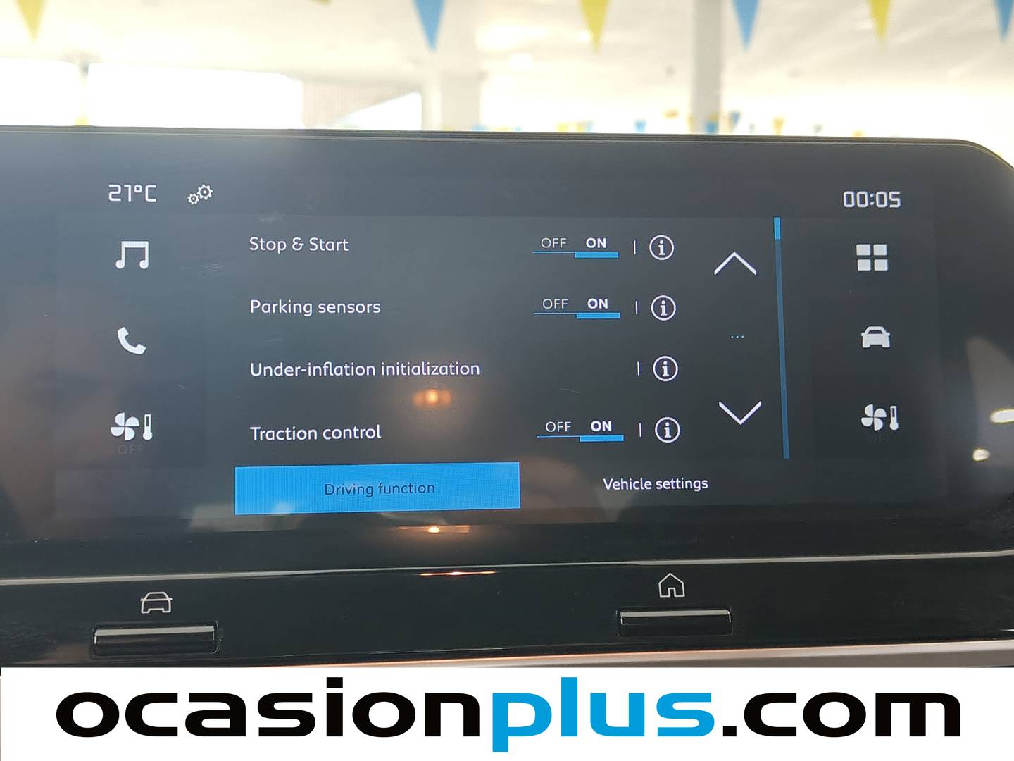 Foto Citroën C4 X Citroen C4 X PureTech 100 S&S 6v You (102 CV)