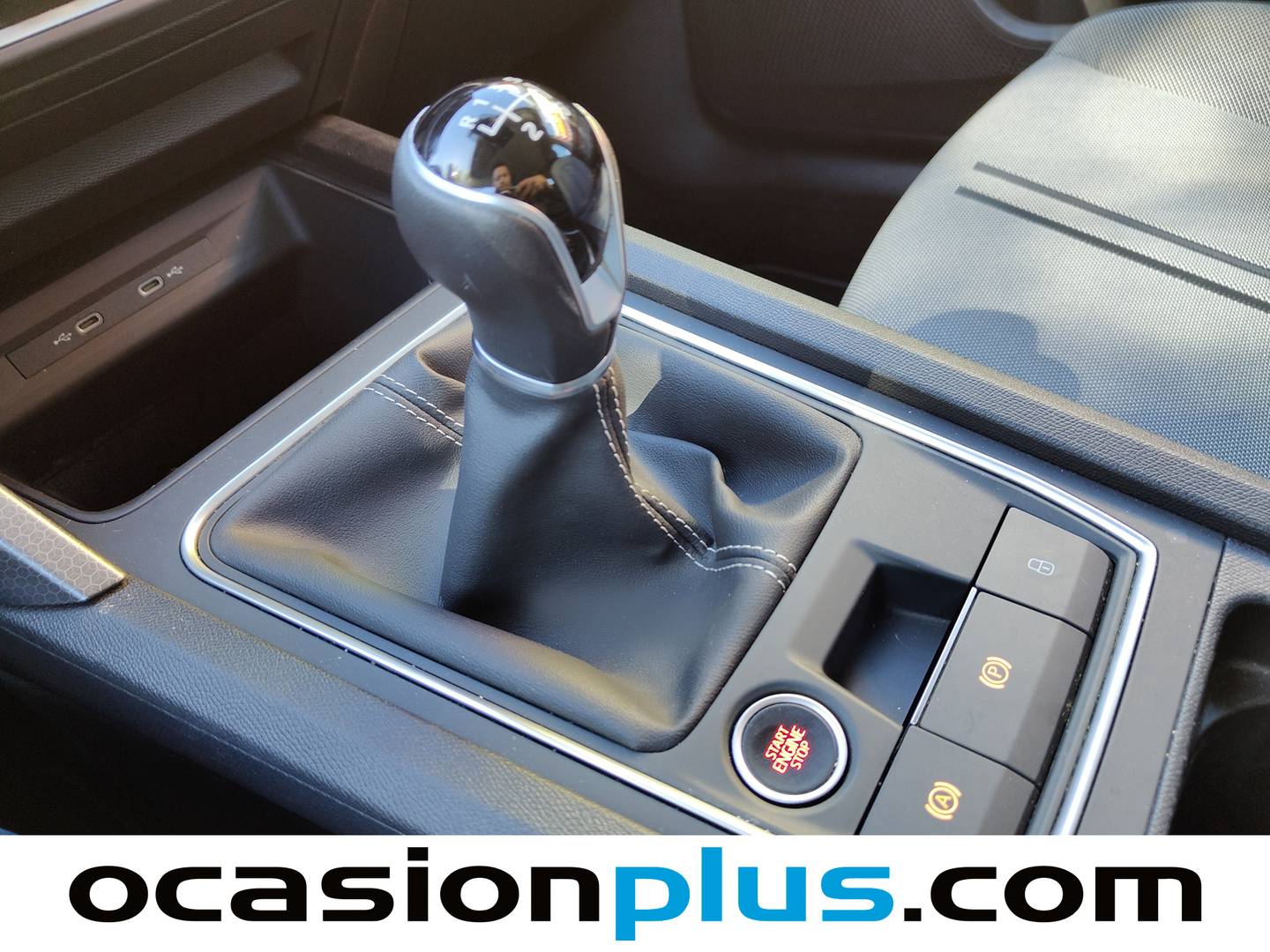 Seat León Seat León 1.5 TSI S&S Style Go S (130 CV) de segunda mano