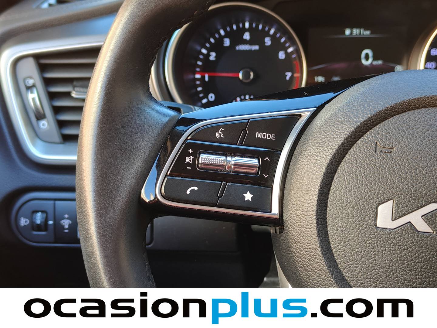 Foto KIA XCeed Kia XCeed 1.0 T-GDi Drive (120 CV)