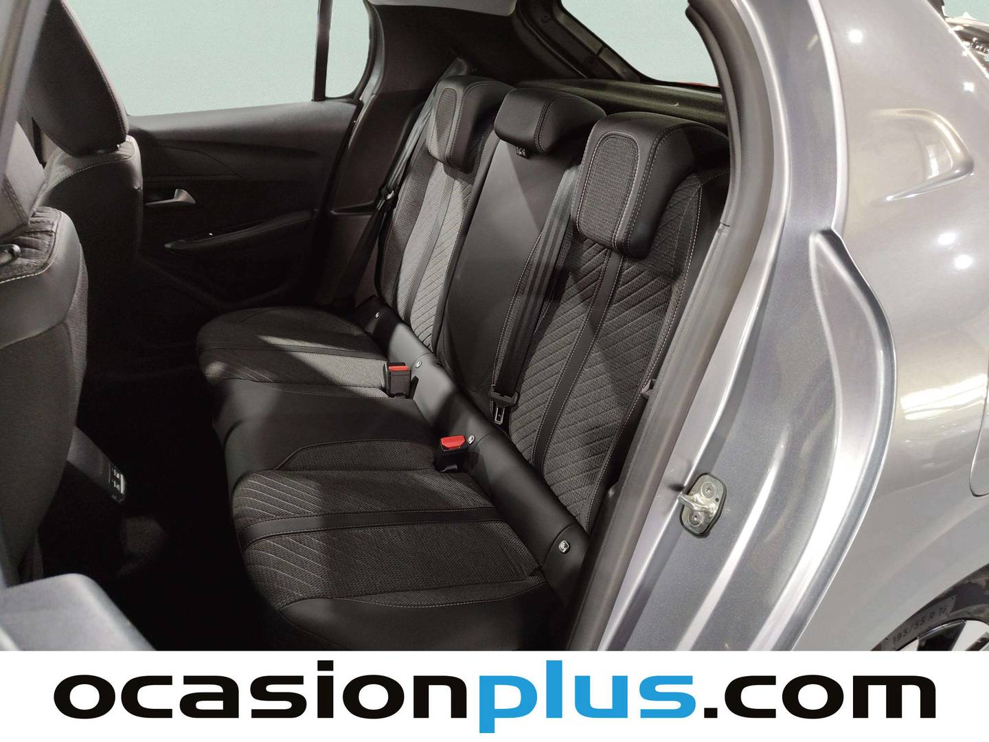 Foto asientos traseros Peugeot 208 Peugeot 208 PureTech 100 Allure (100 CV)