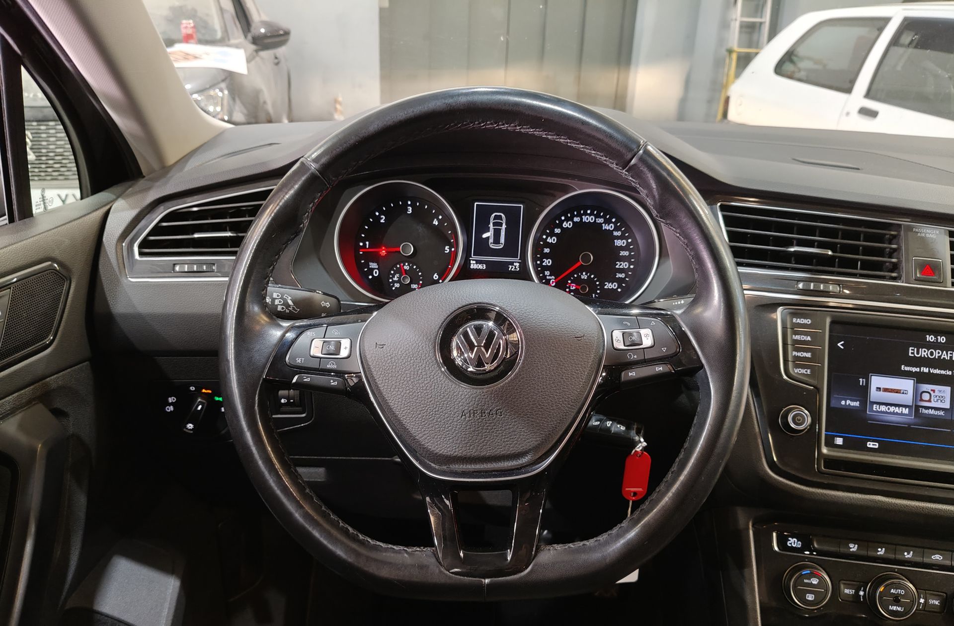 Volkswagen Tiguan Edition 2.0 TDI BMT - foto 19