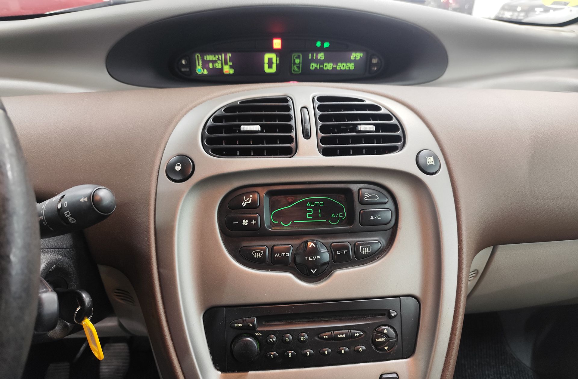 Citroën Xsara Picasso 1.8 16v Exclusive - foto 21
