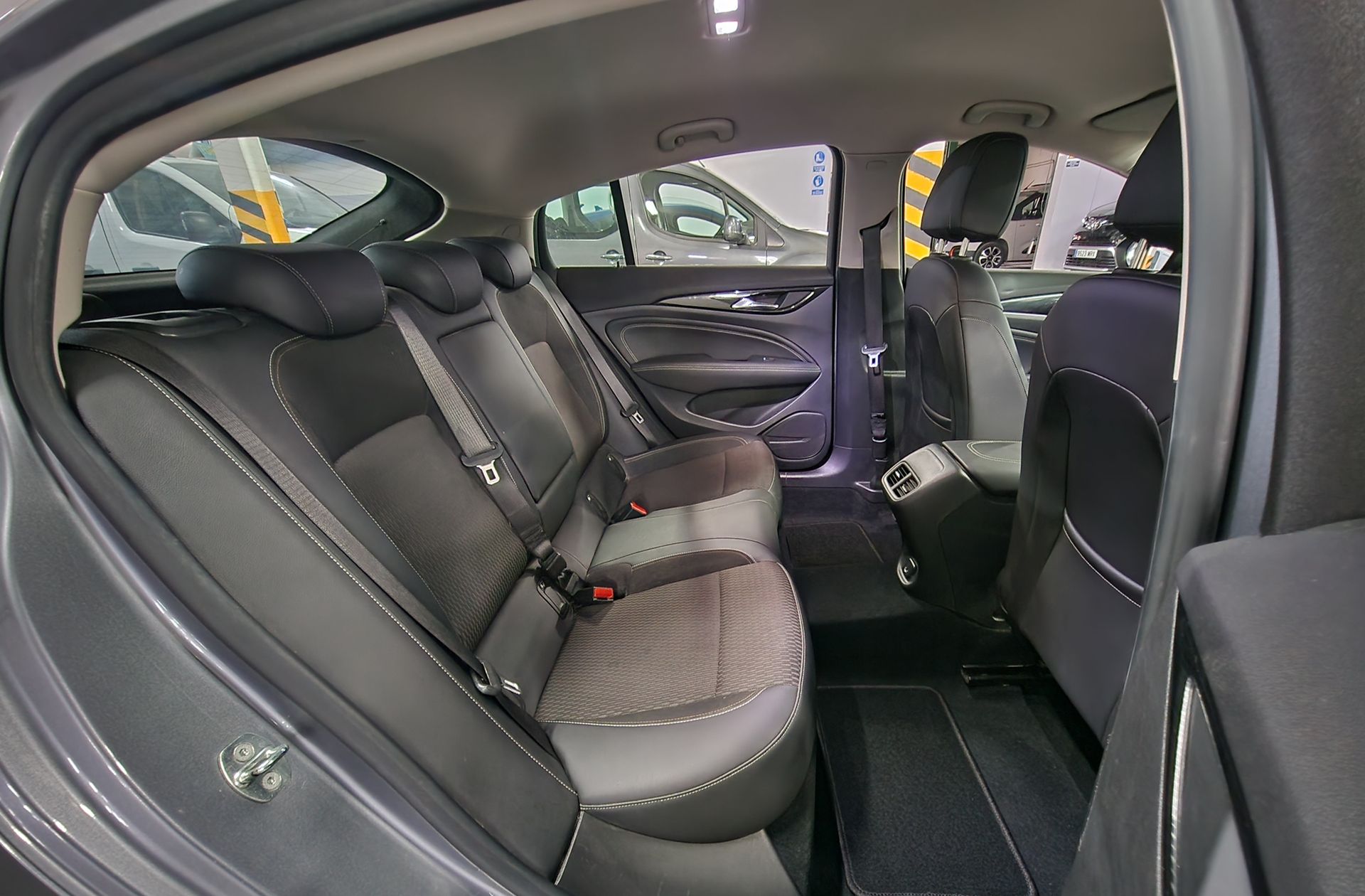 Opel Insignia GS 1.6 CDTi Turbo D Excellence - foto 18