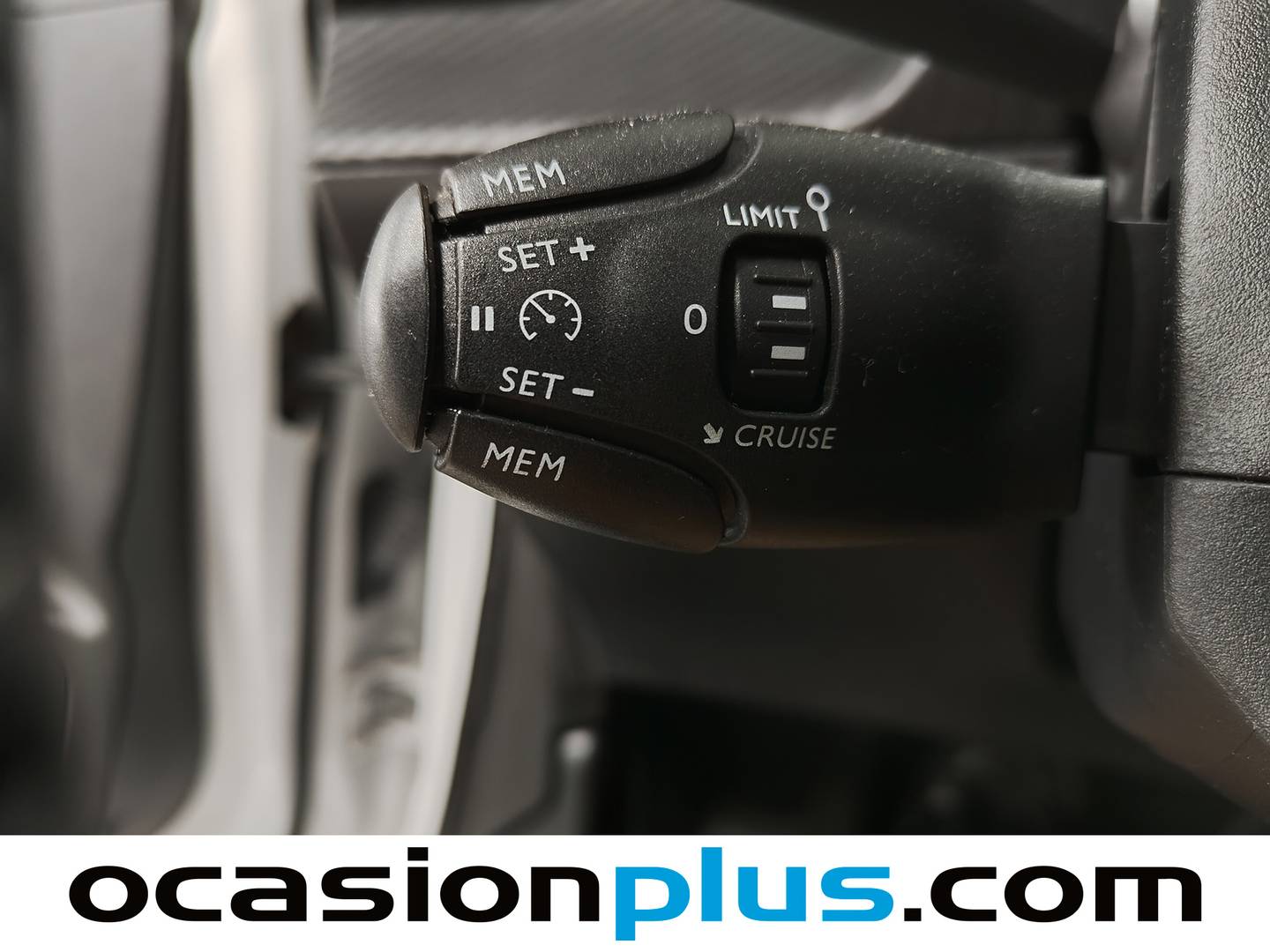 Peugeot 208 Peugeot 208 Zen TCe (140 CV) GPF EDC de segunda mano