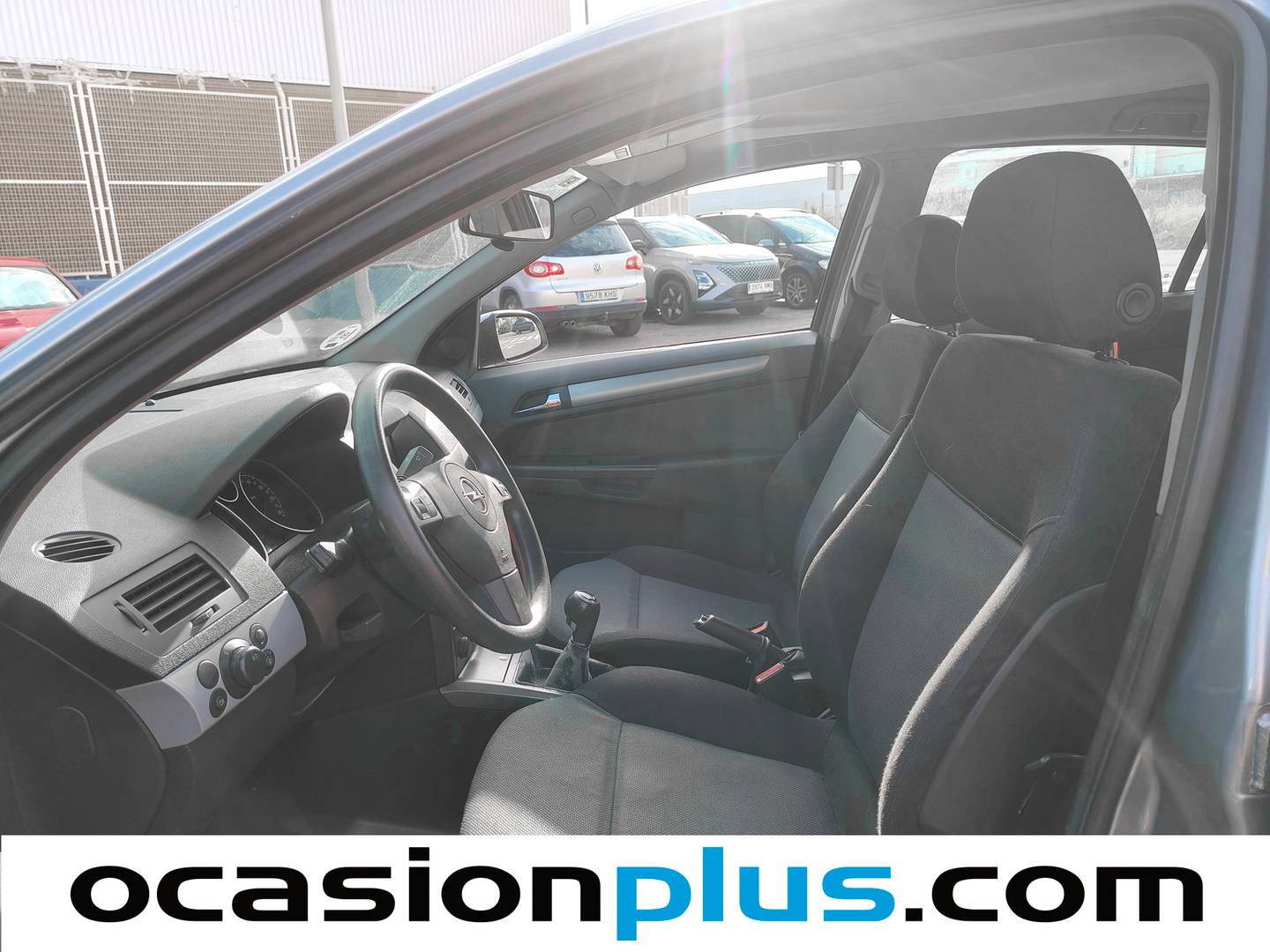 Foto asientos delanteros Opel Astra Opel Astra 1.4 16v Enjoy (90 CV)