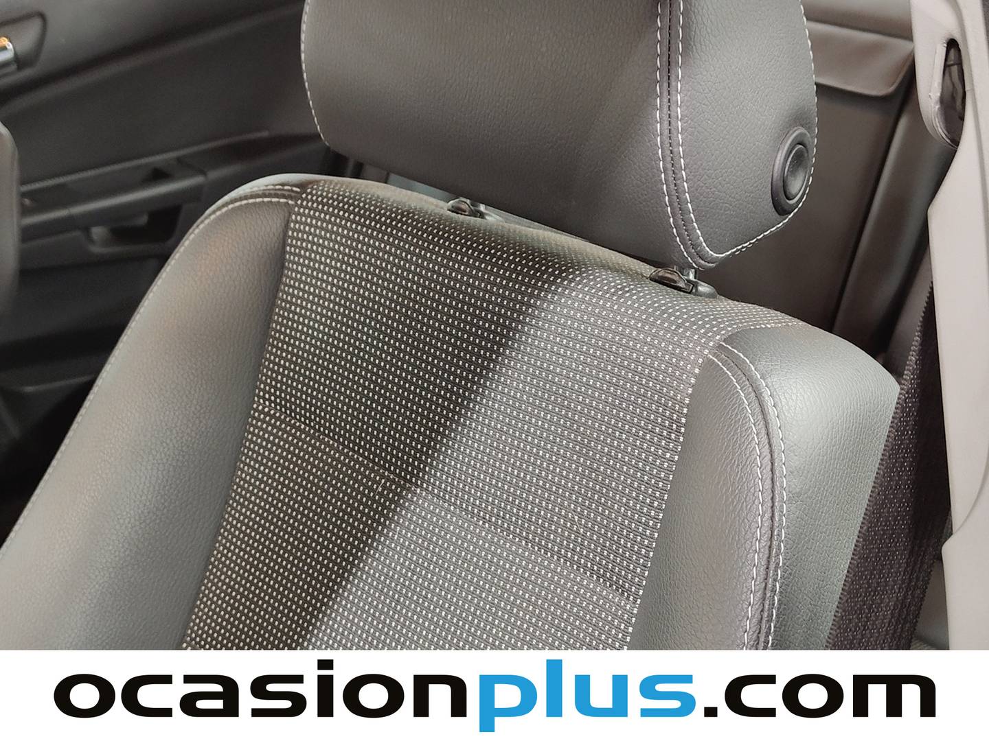 Extras y acabados del Opel Astra Opel Astra 1.7 CDTI Sedan Edition (100 CV)