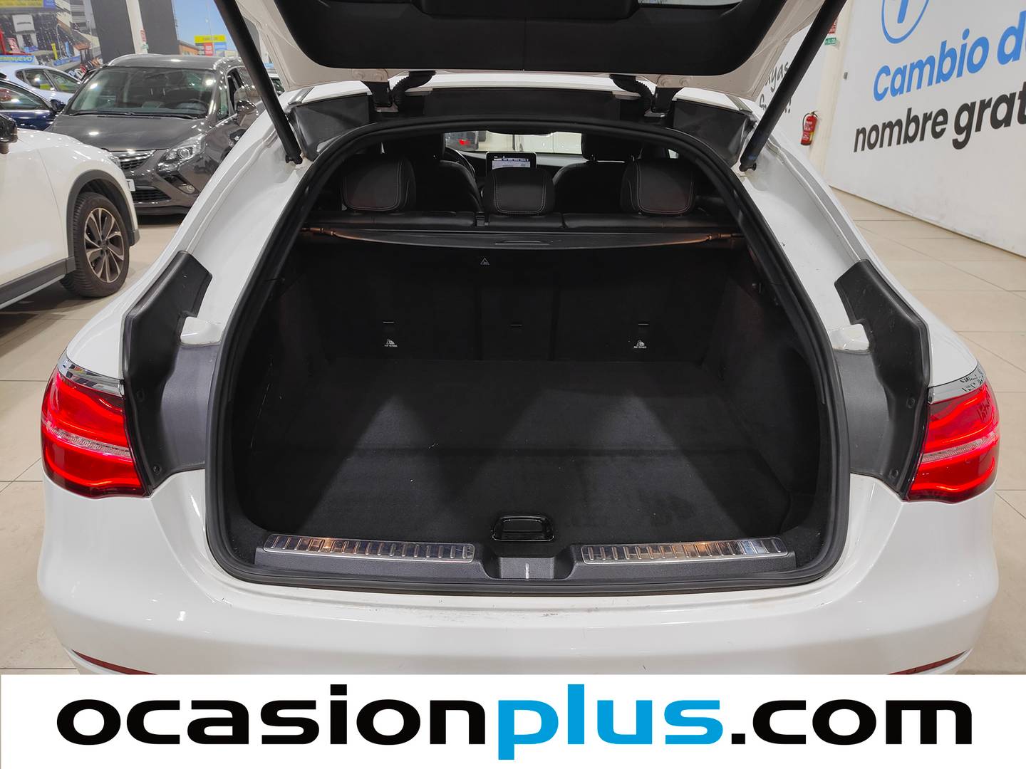 Fotos maletero Mercedes GLC Coupé Mercedes-Benz GLC Coupé 220 d 4Matic (170 CV)