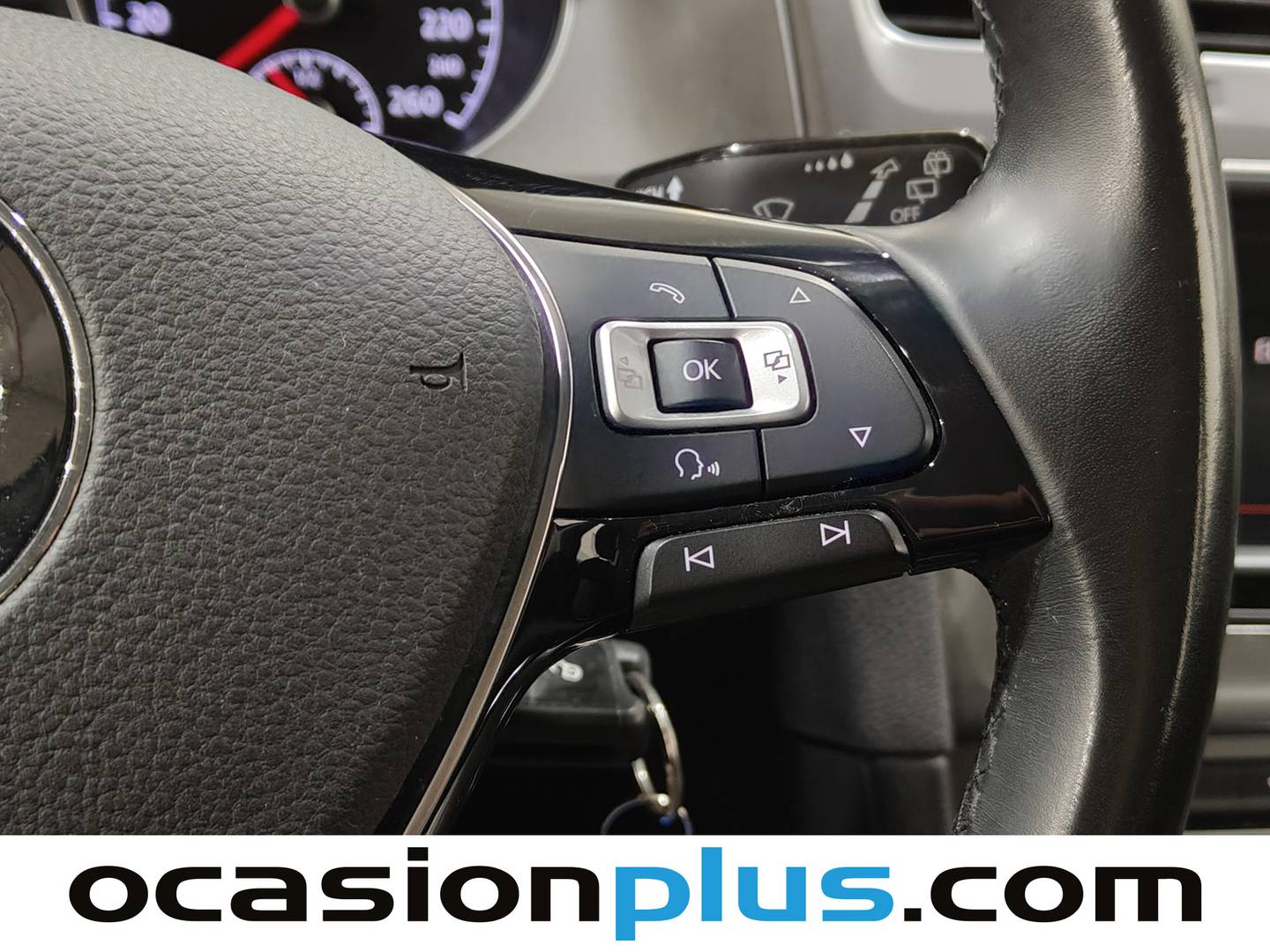 Foto Volkswagen Golf Volkswagen Golf Business 1.6 TDI BMT (110 CV) DSG