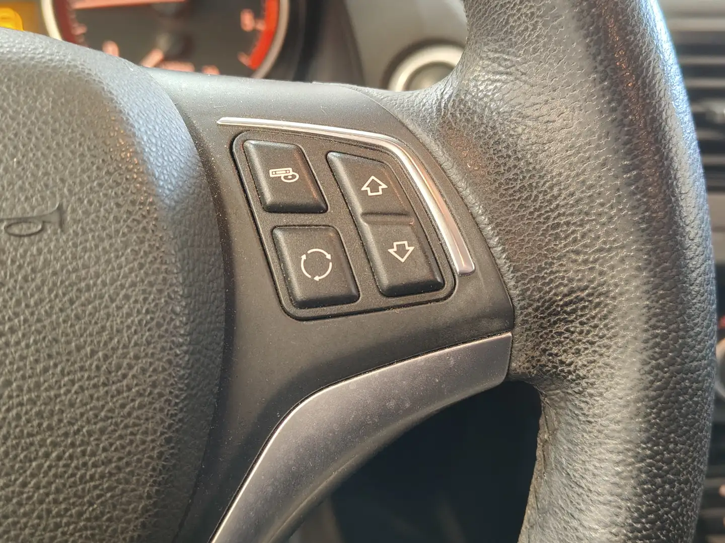 Foto BMW X1 BMW X1 sDrive18d (143 CV)