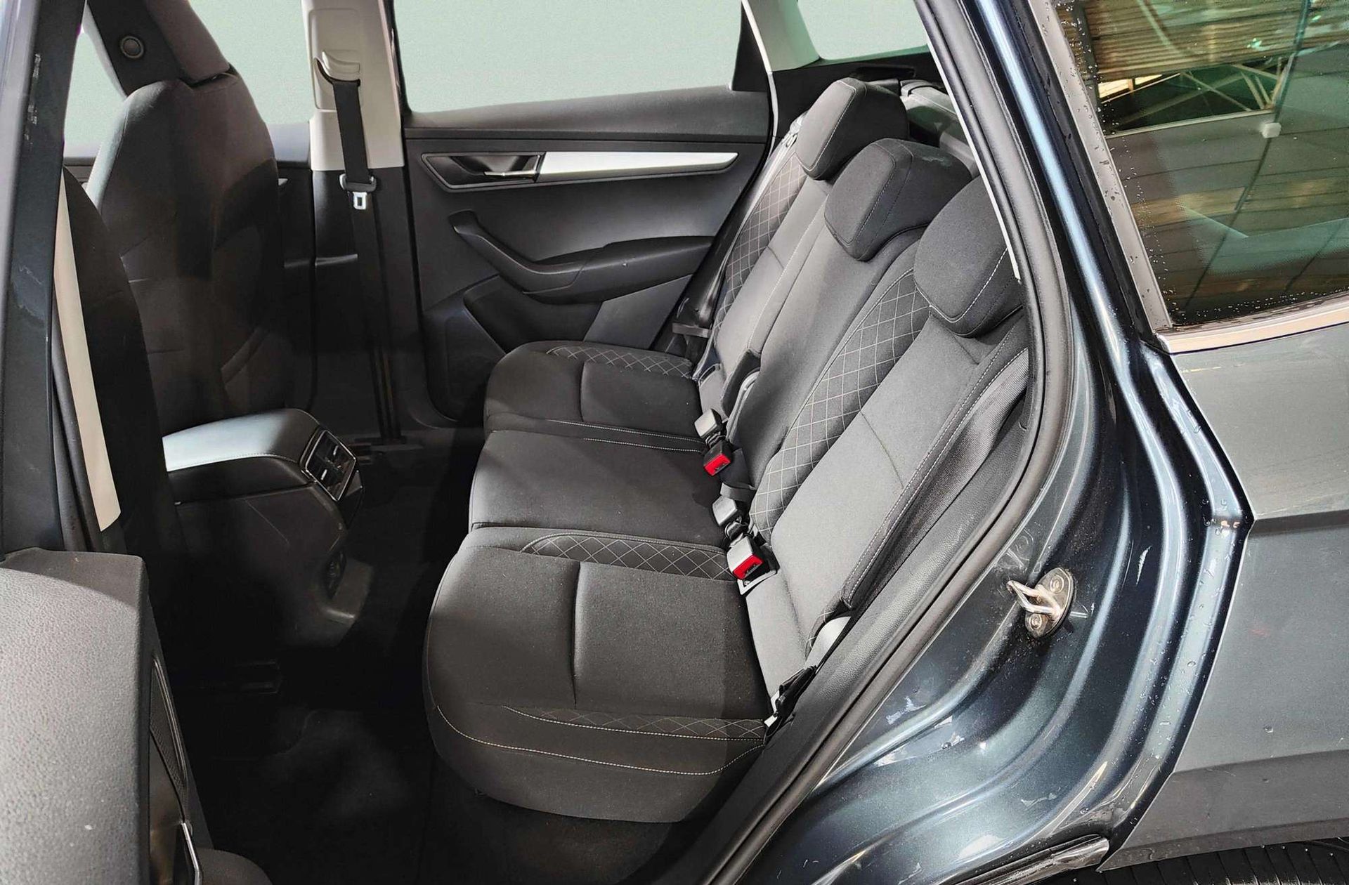 Škoda Karoq 1.6 TDI Ambition - foto 14