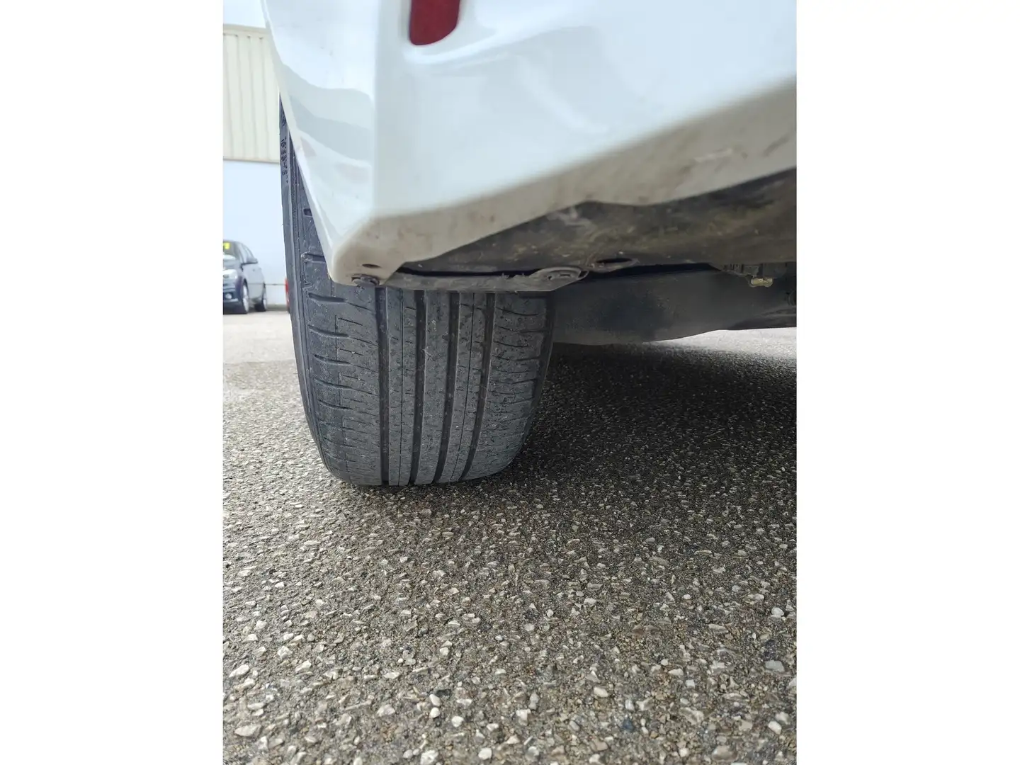 Foto Toyota Corolla Toyota Corolla 180H Advance E-CVT (180 CV)